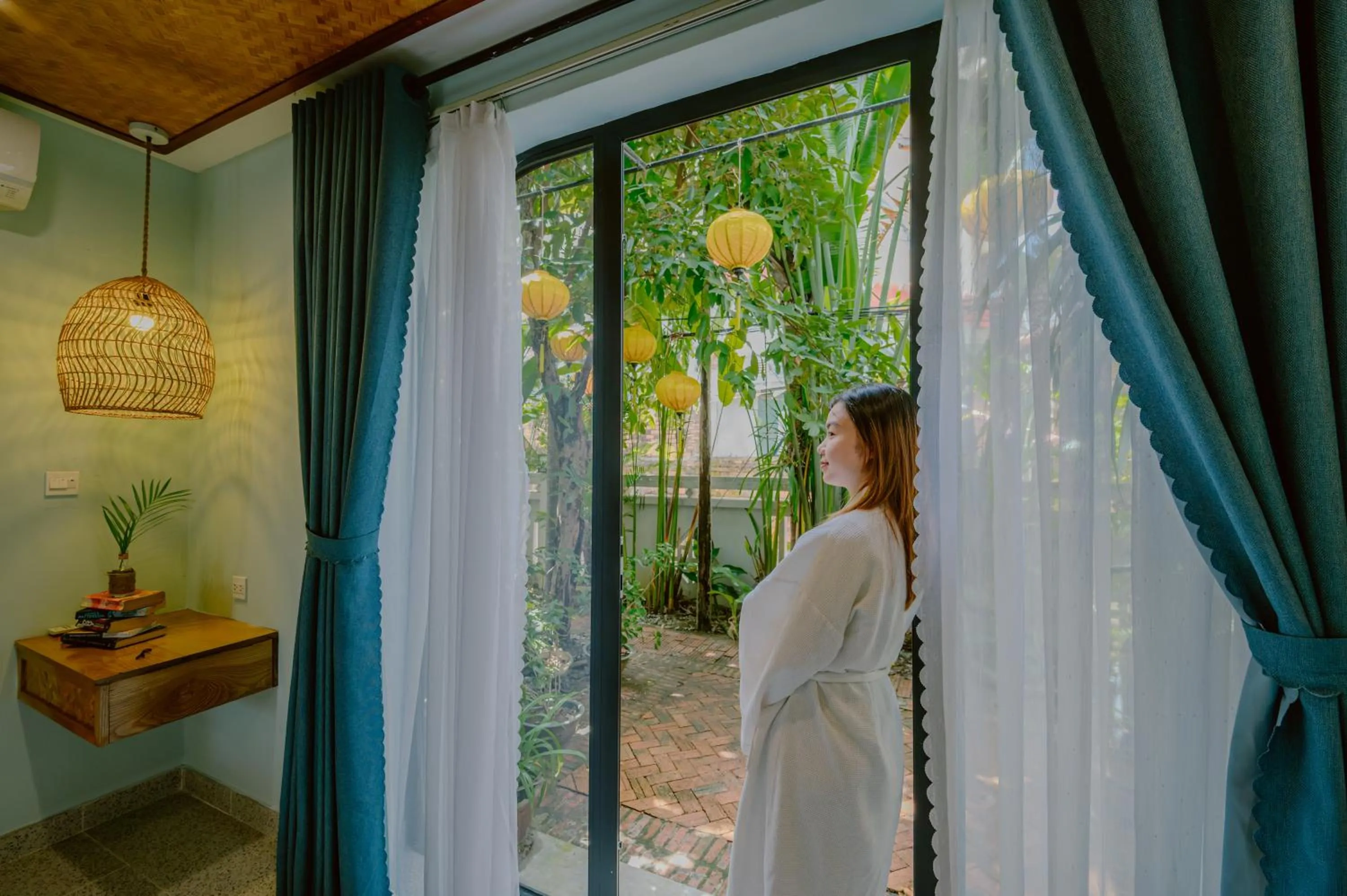 People in Villa De Campagne Hoi An- Boutique homestay with pool and family soul