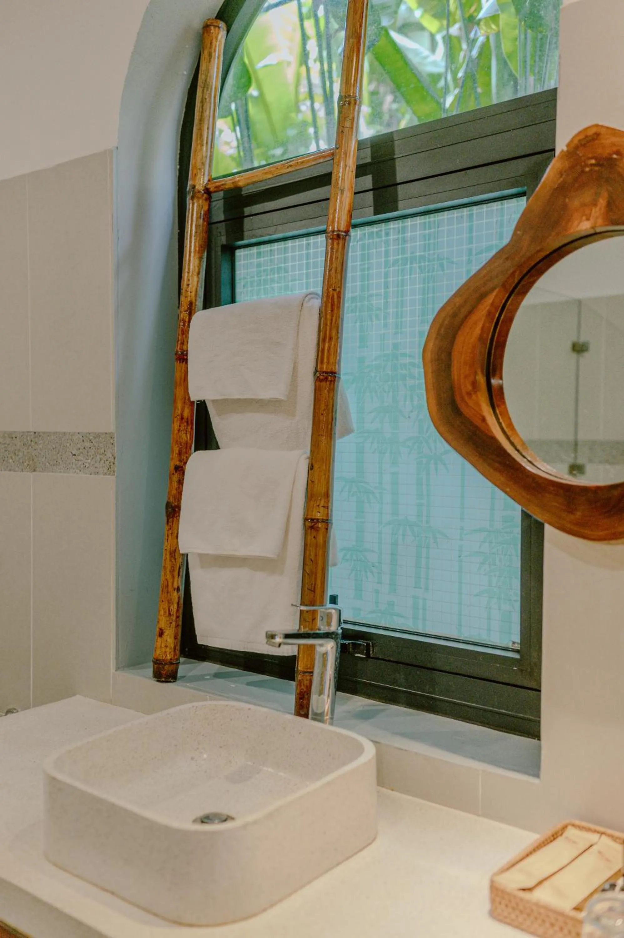 Bathroom in Villa De Campagne Hoi An- Boutique homestay with pool and family soul