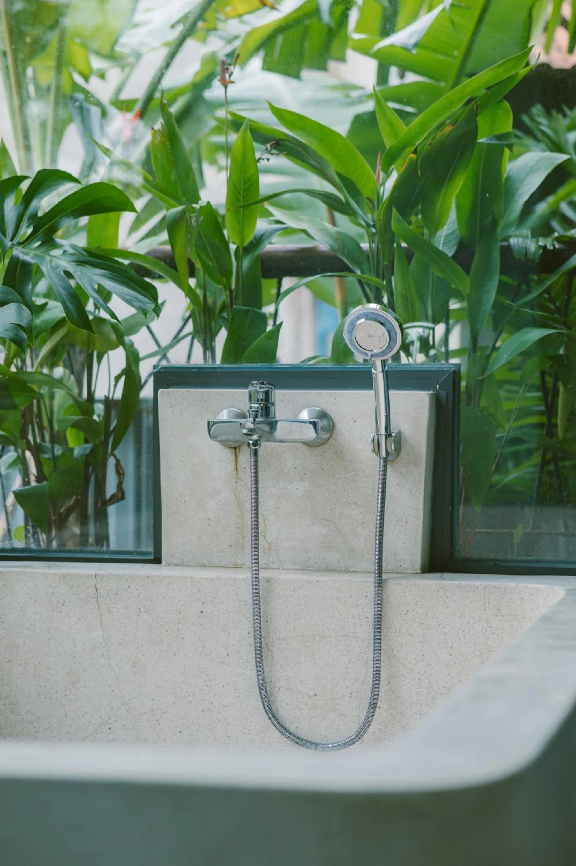 Bowling in Villa De Campagne Hoi An- Boutique homestay with pool and family soul