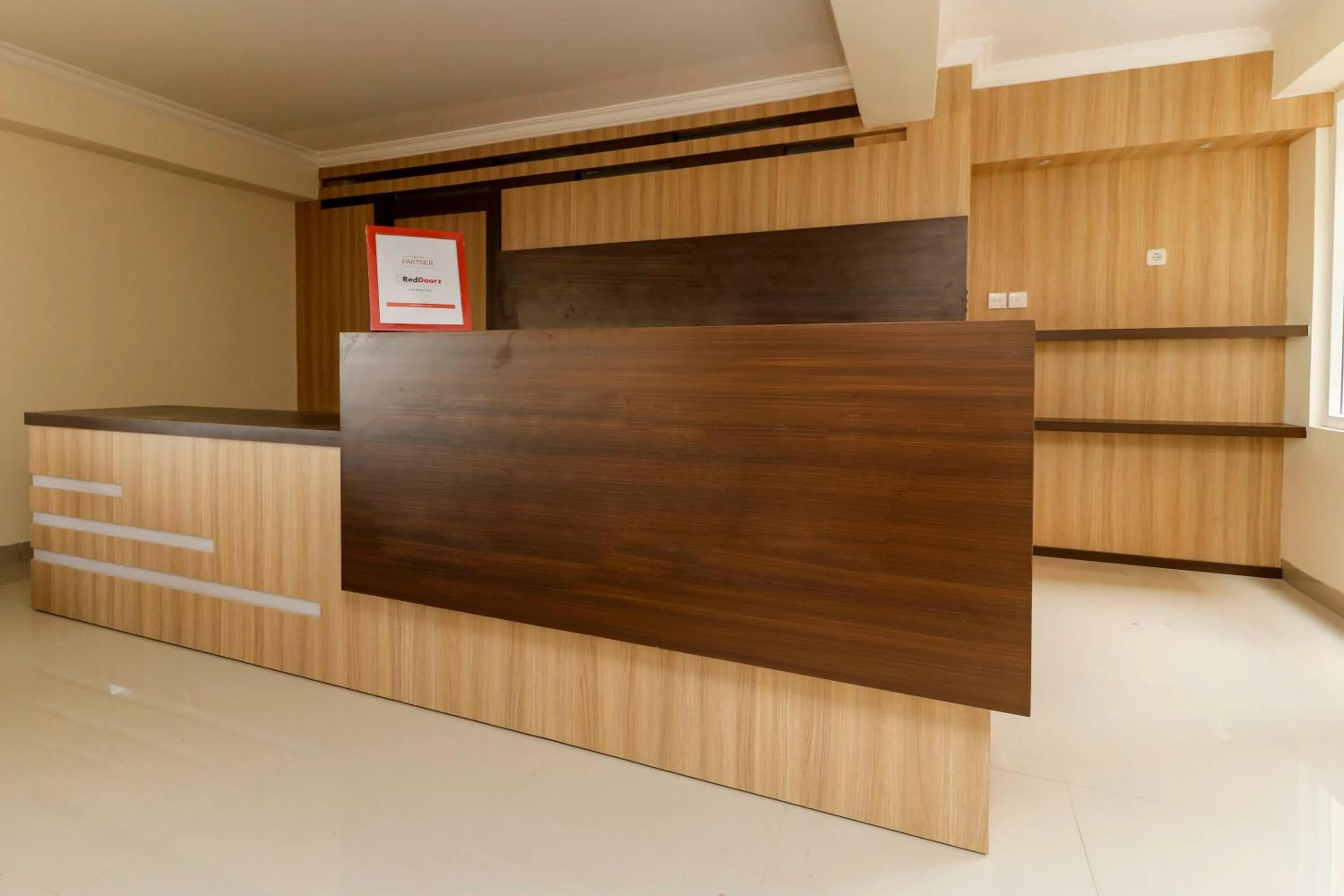 Lobby or reception in RedDoorz Plus near Palembang Square Mall