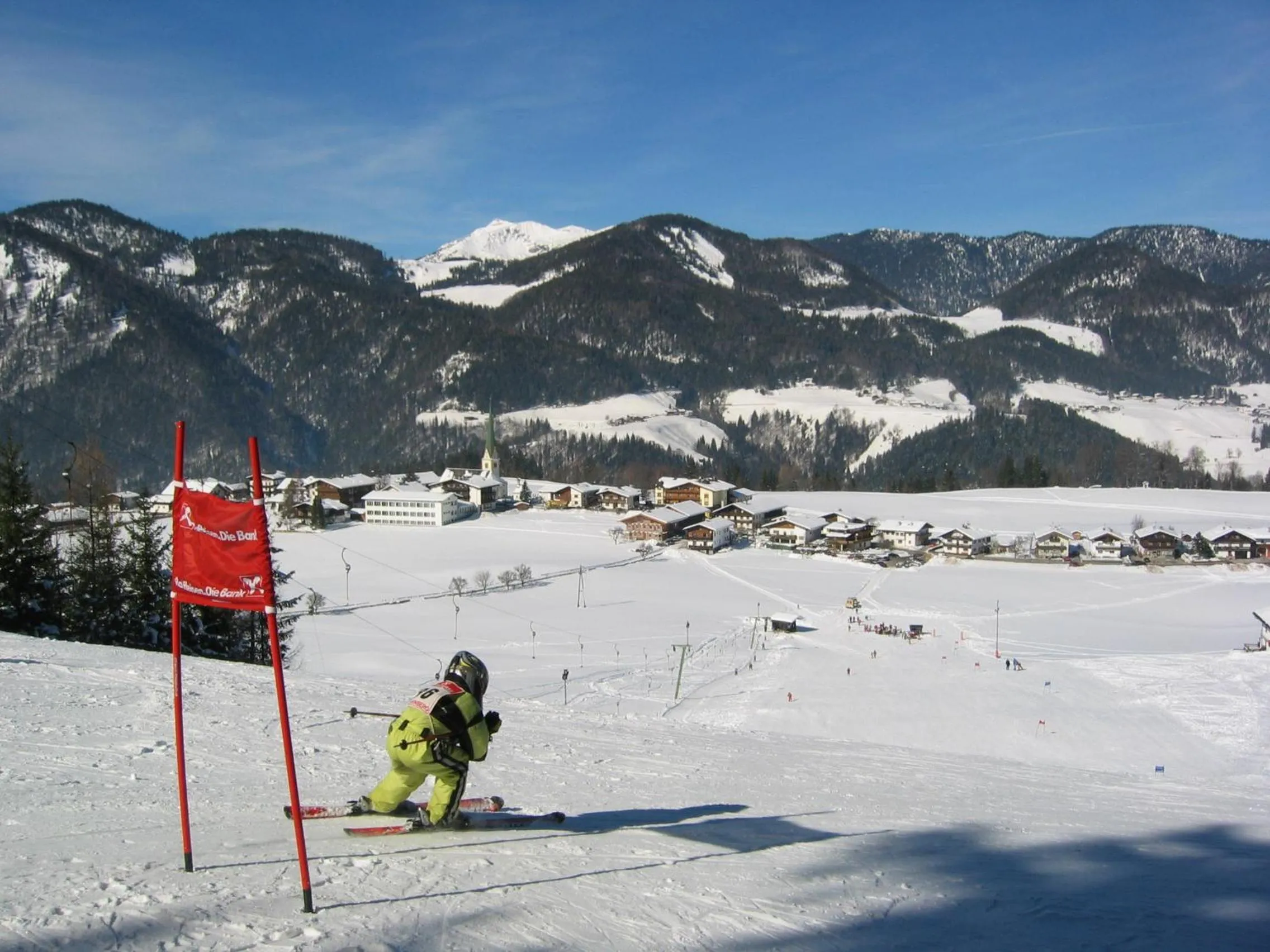 Skiing in Hotel Neuwirt