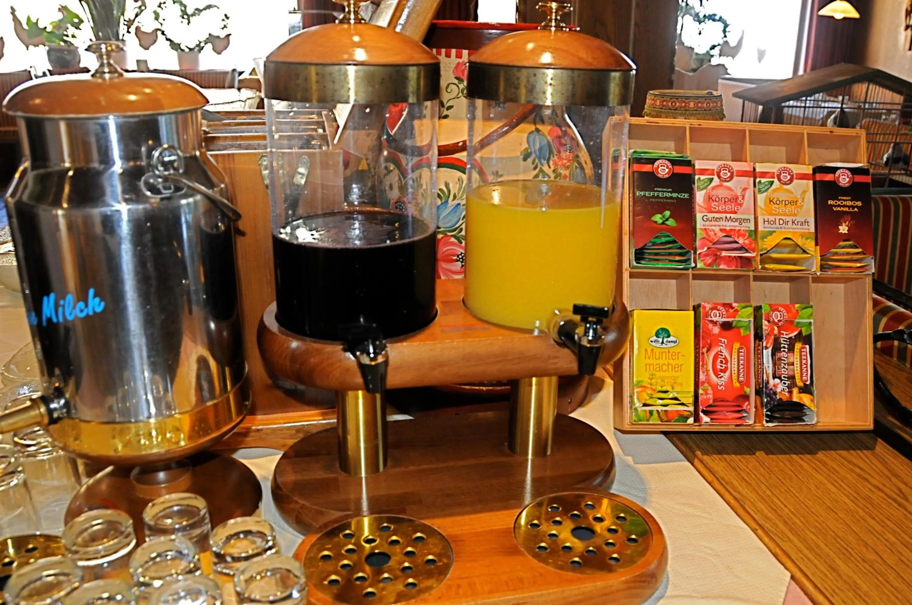 Buffet breakfast in Hotel Neuwirt