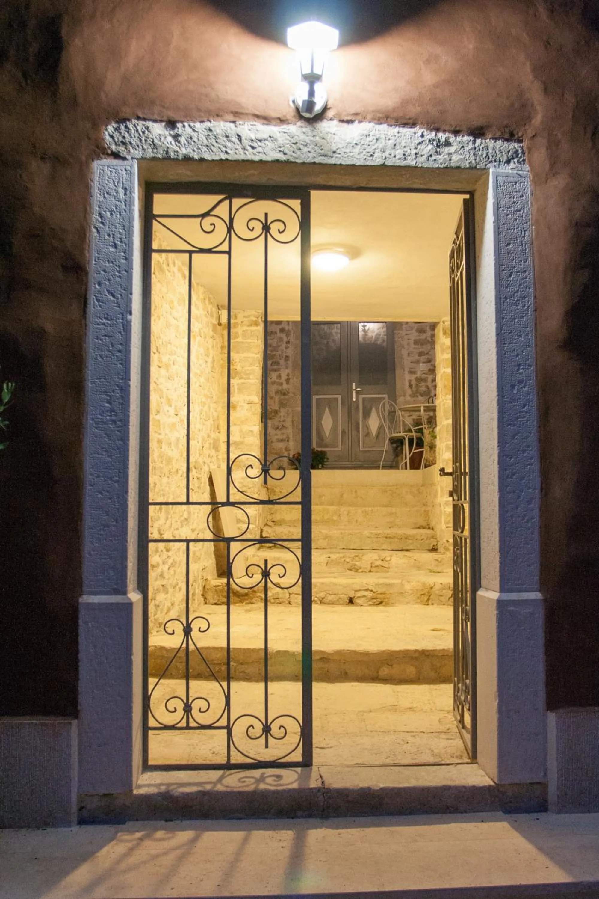Facade/entrance in Houses of Motovun