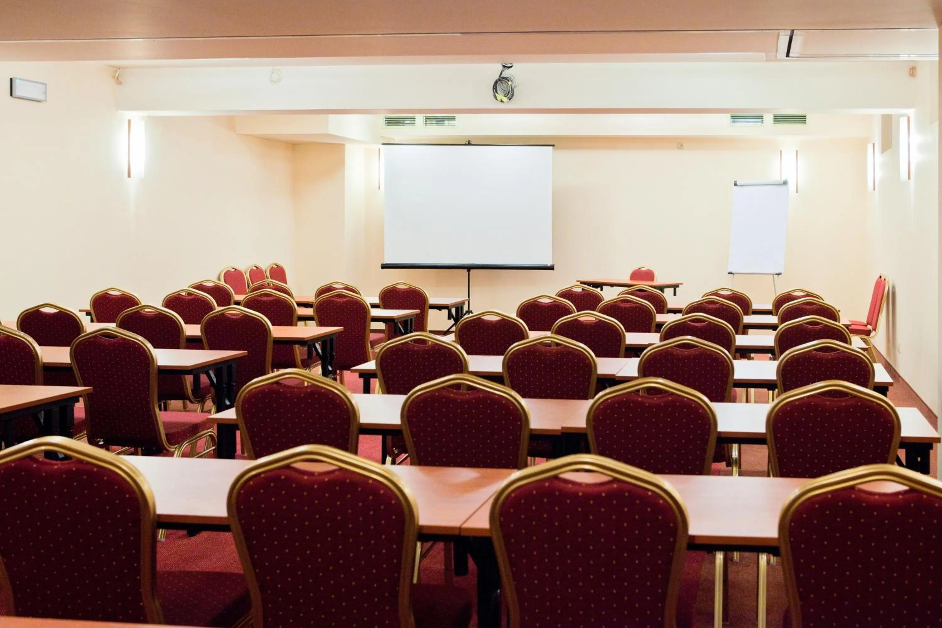 Business facilities in Helan Family & SPA