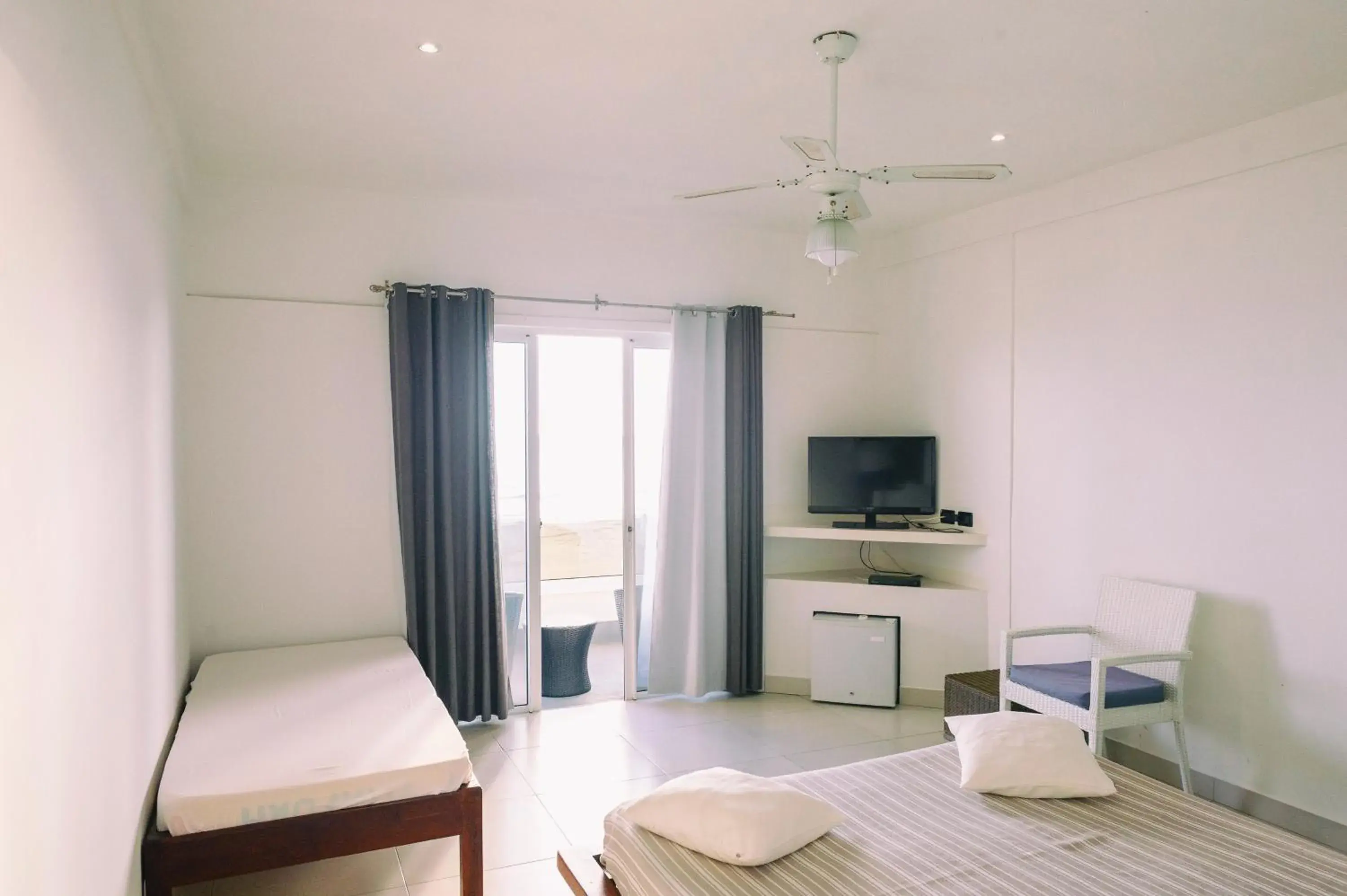 Deluxe Double Room with Balcony and Sea View in Etoile Blanche Deluxe Double Room with Balcony and Sea View in Etoile Blanche