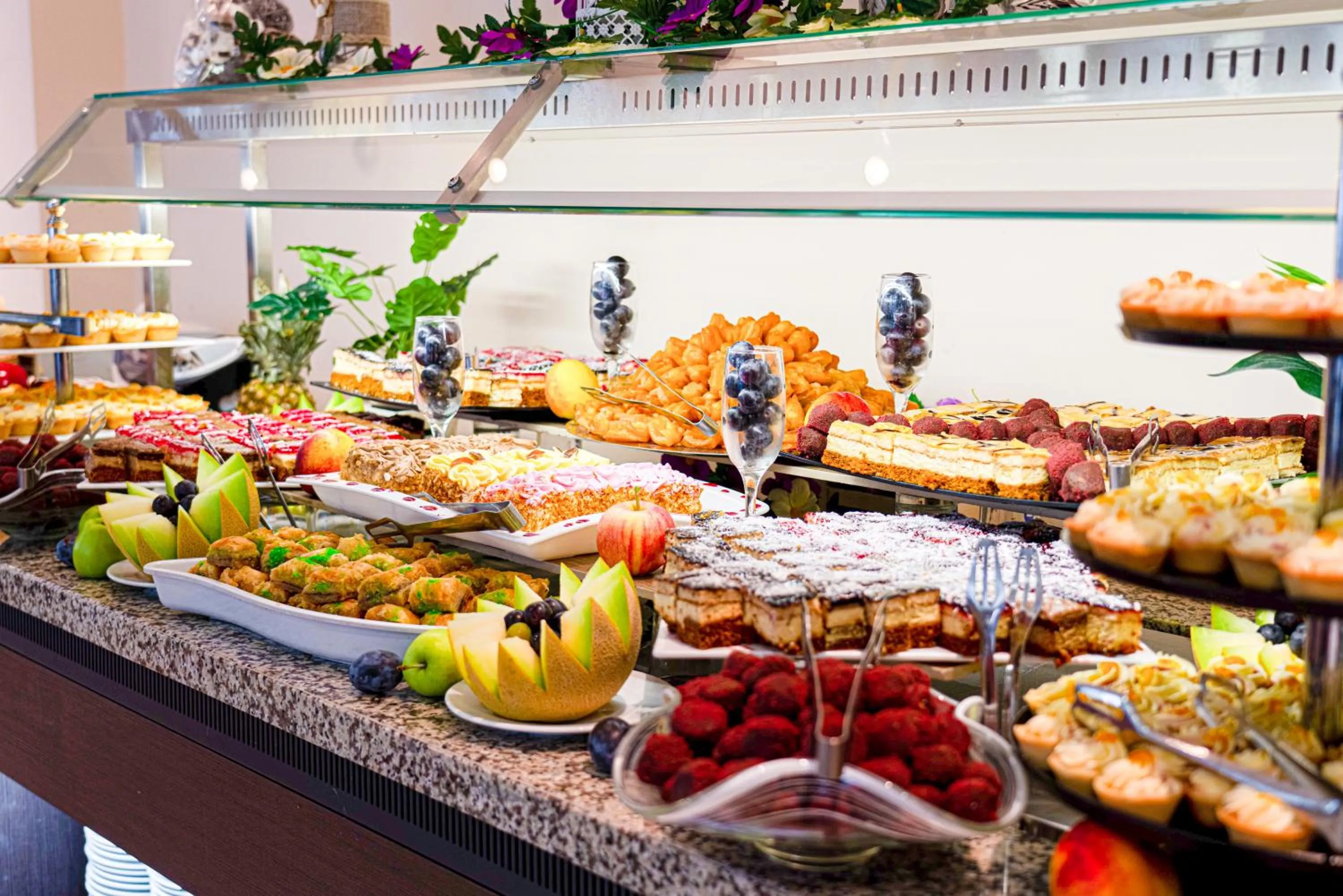 Food and drinks in Prestige Hotel and Aquapark - All inclusive