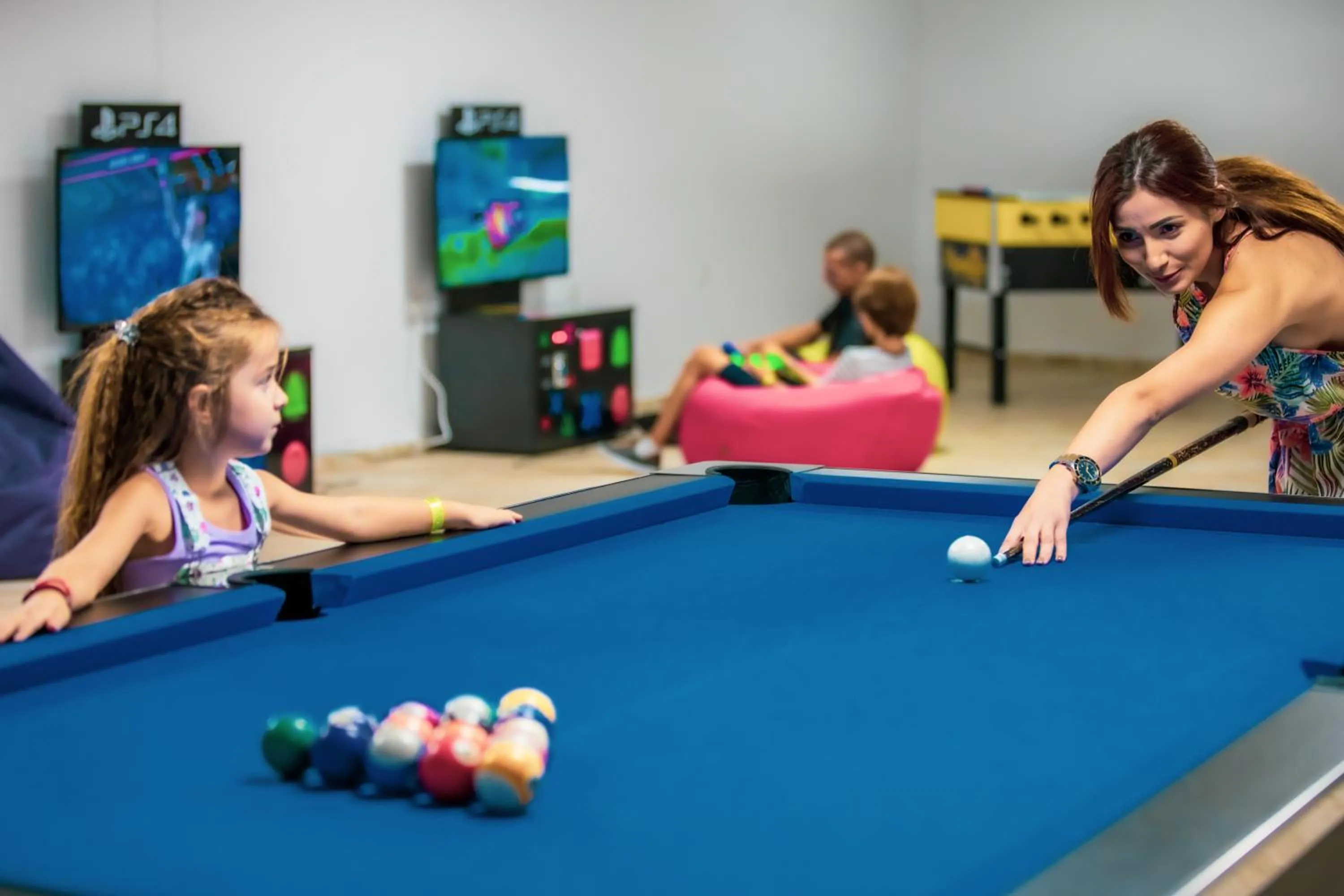 People in Prestige Hotel and Aquapark - All inclusive