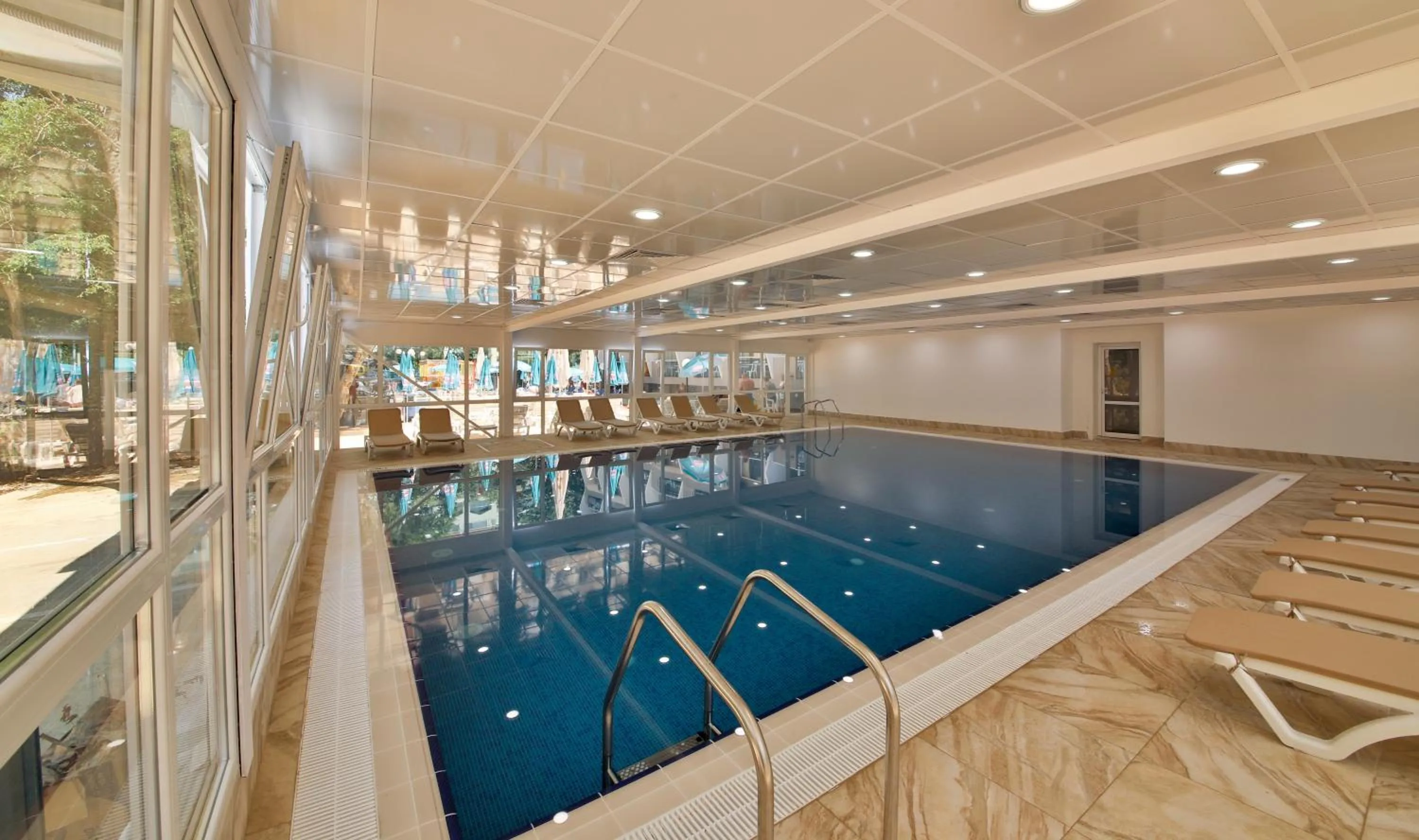 Swimming pool in Prestige Hotel and Aquapark - All inclusive