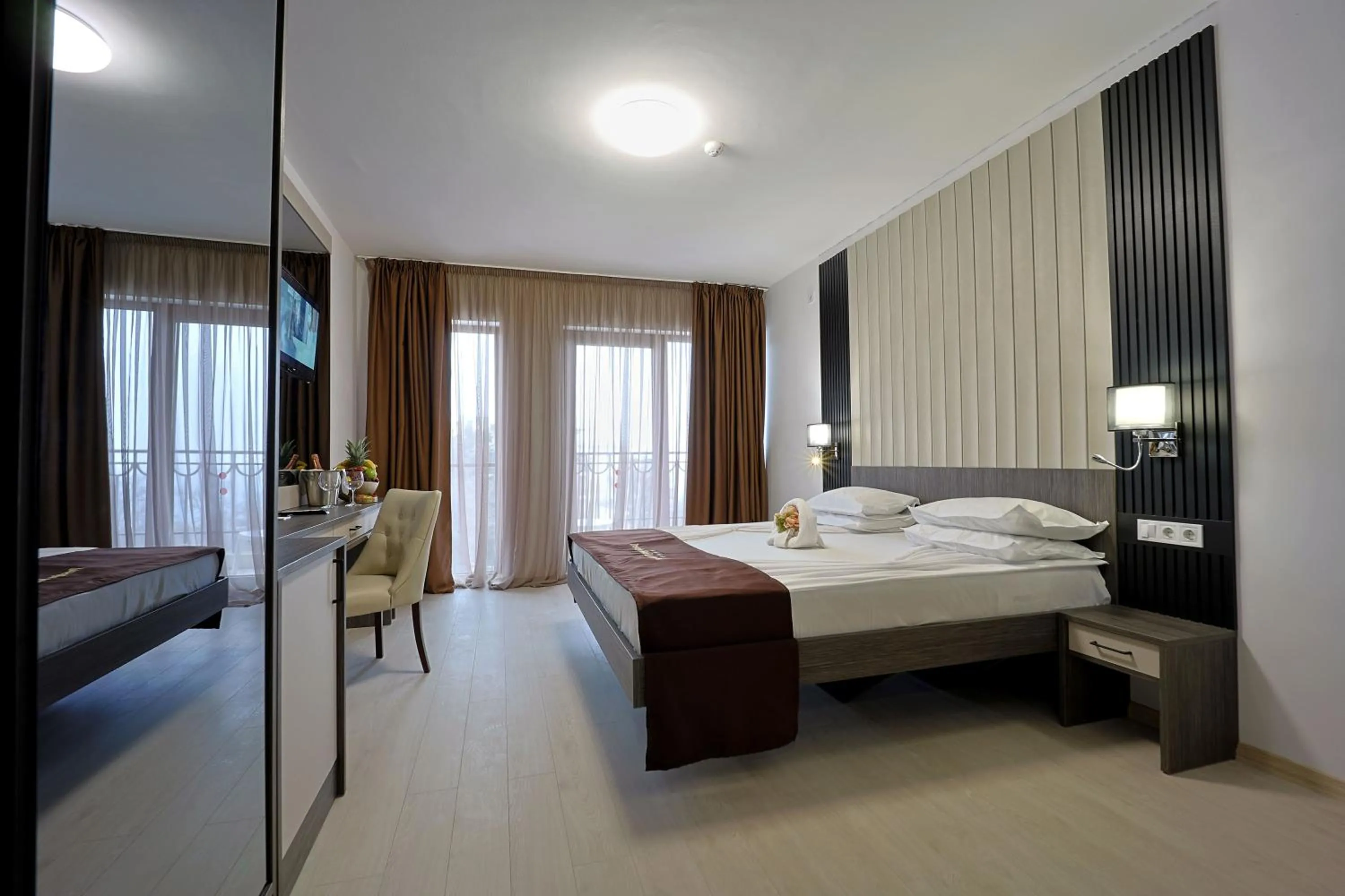 Bed in Prestige Hotel and Aquapark - All inclusive