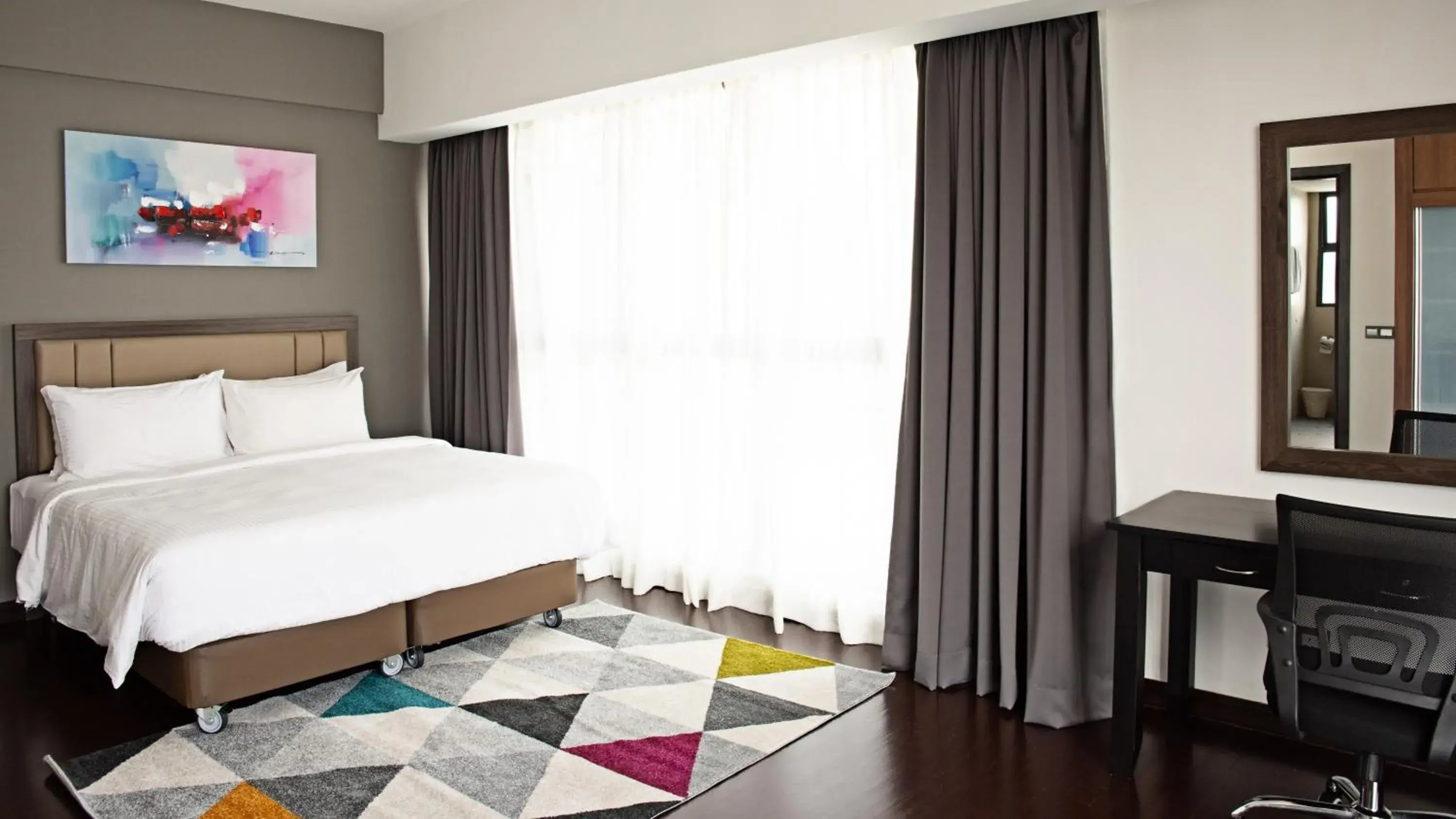 Bedroom, Bed in TRILLION SUITES by SLG Bedroom, Bed in TRILLION SUITES by SLG