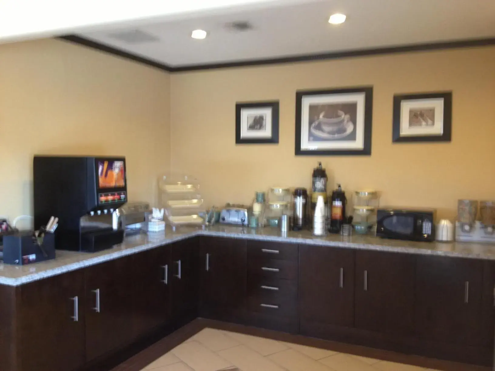 Restaurant/places to eat in Rodeway Inn & Suites Corpus Christi Northwest Restaurant/places to eat in Rodeway Inn & Suites Corpus Christi Northwest