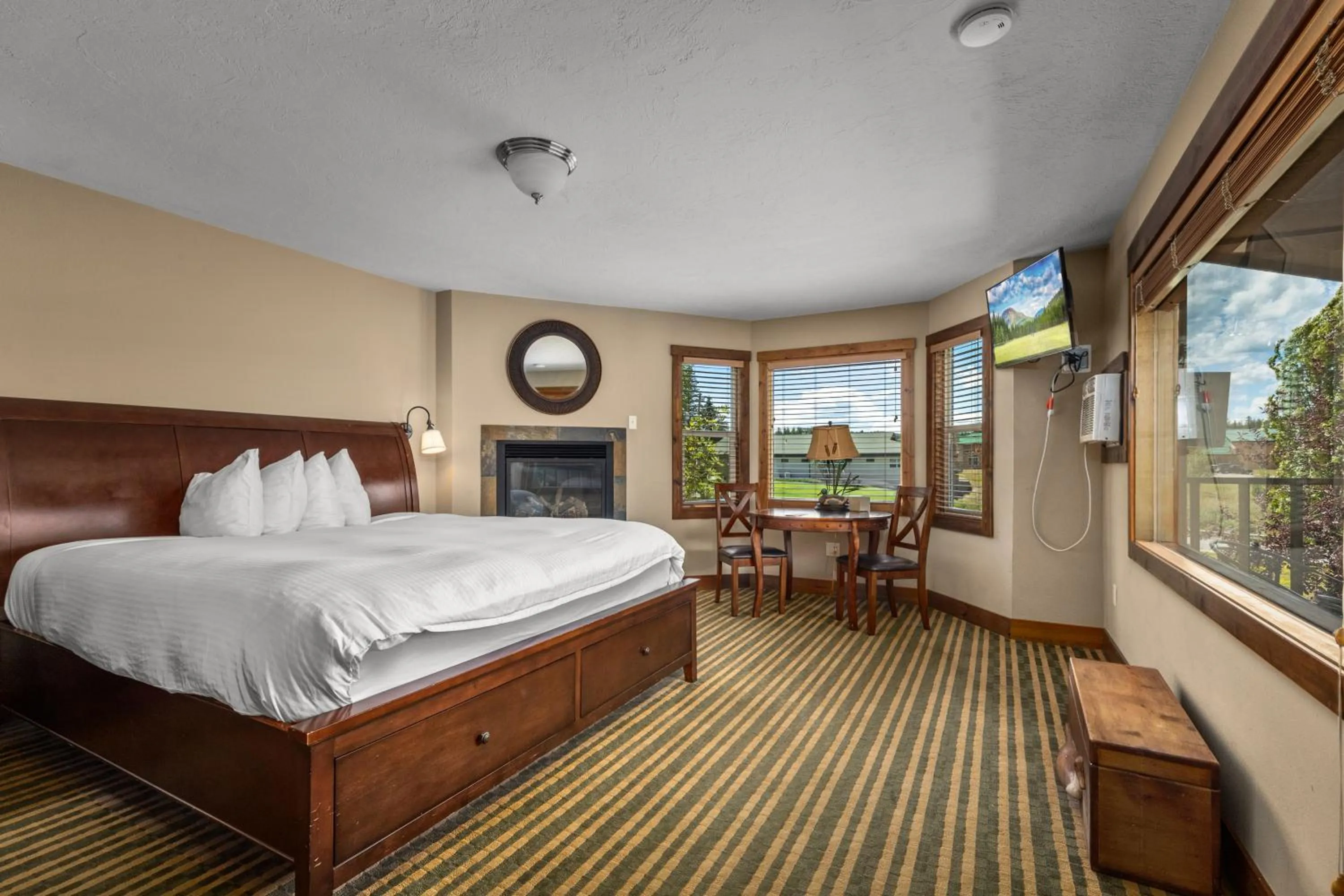 Bed in Duck Inn Lodge