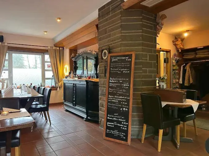 Restaurant/places to eat in Hotel Rutherbach
