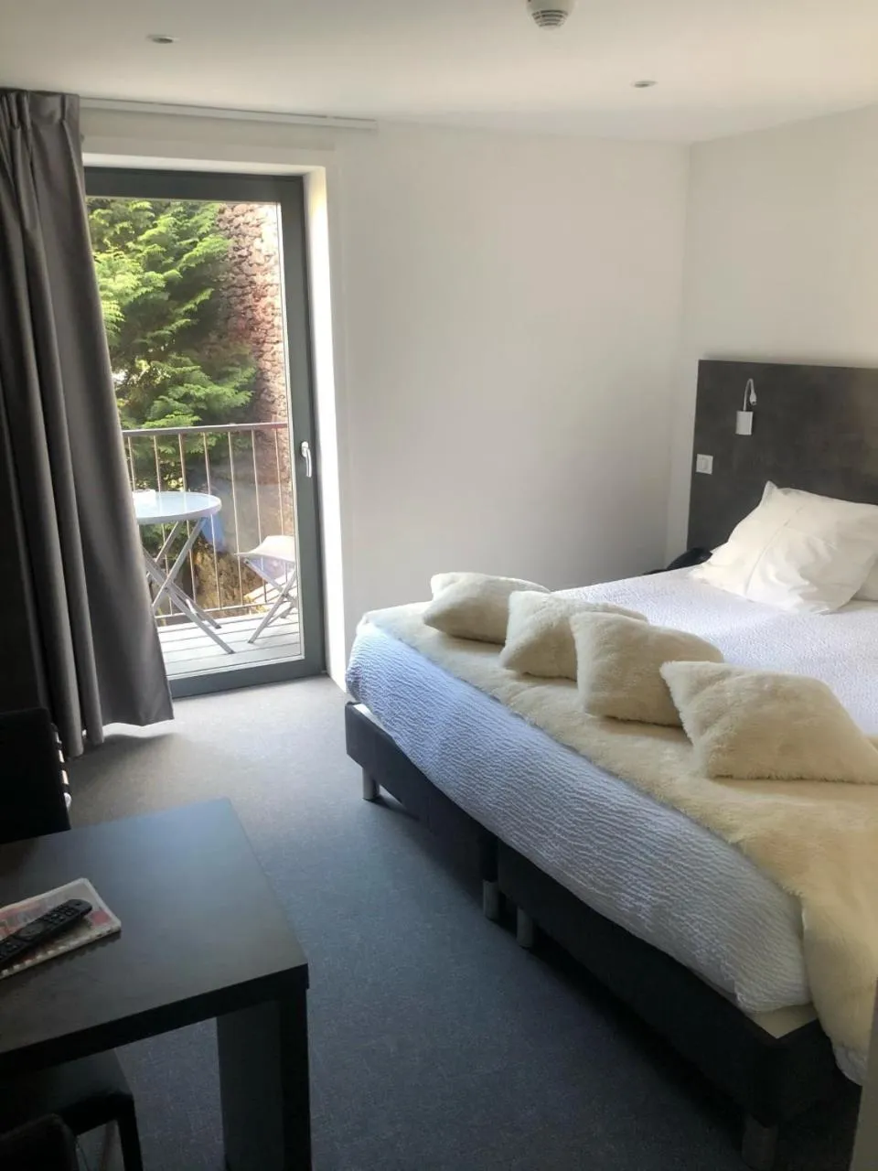 Photo of the whole room, Bed in Hotel L'alpin