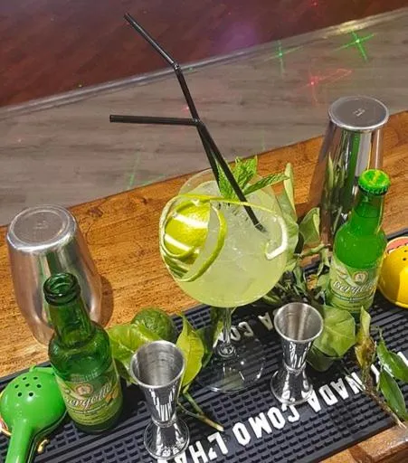 Drinks in Hotel Atlantic