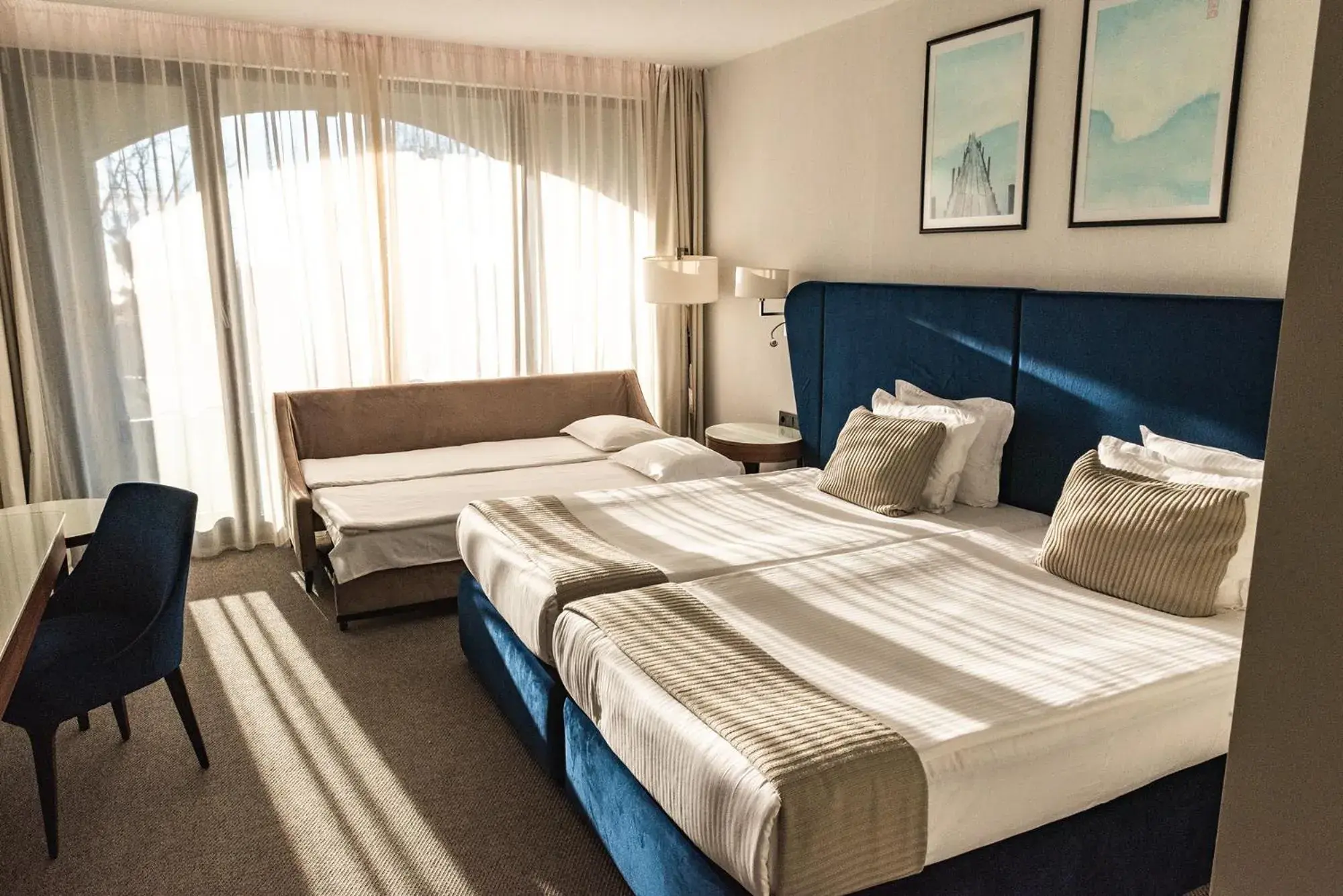 Double Family Room with Balcony and Park View and Free Access to AquaHouse Thermal & Beach in Astor Garden Hotel Double Family Room with Balcony and Park View and Free Access to AquaHouse Thermal & Beach in Astor Garden Hotel