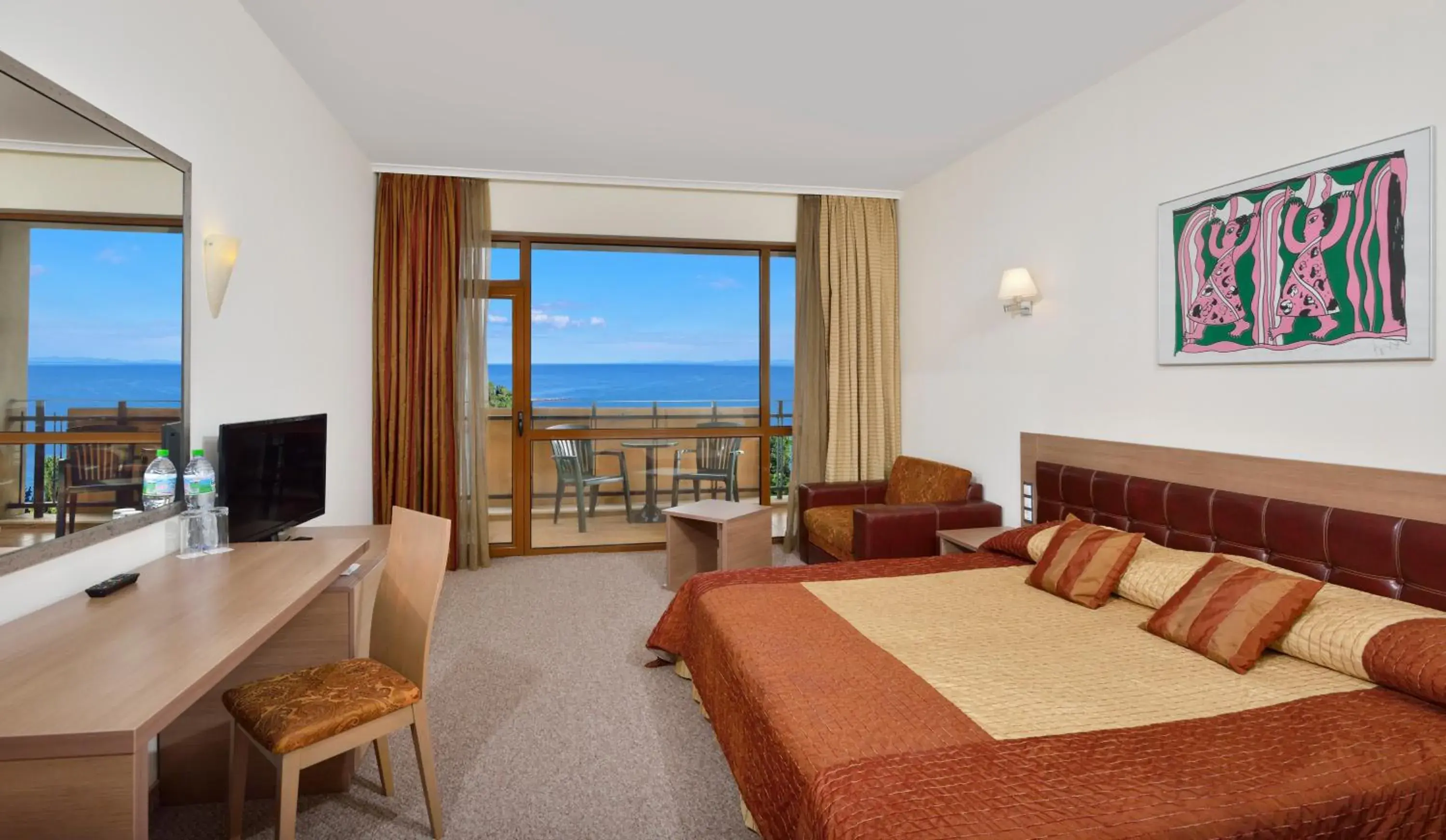 Sea view, Bed in Sol Nessebar Palace All Inclusive Sea view, Bed in Sol Nessebar Palace All Inclusive
