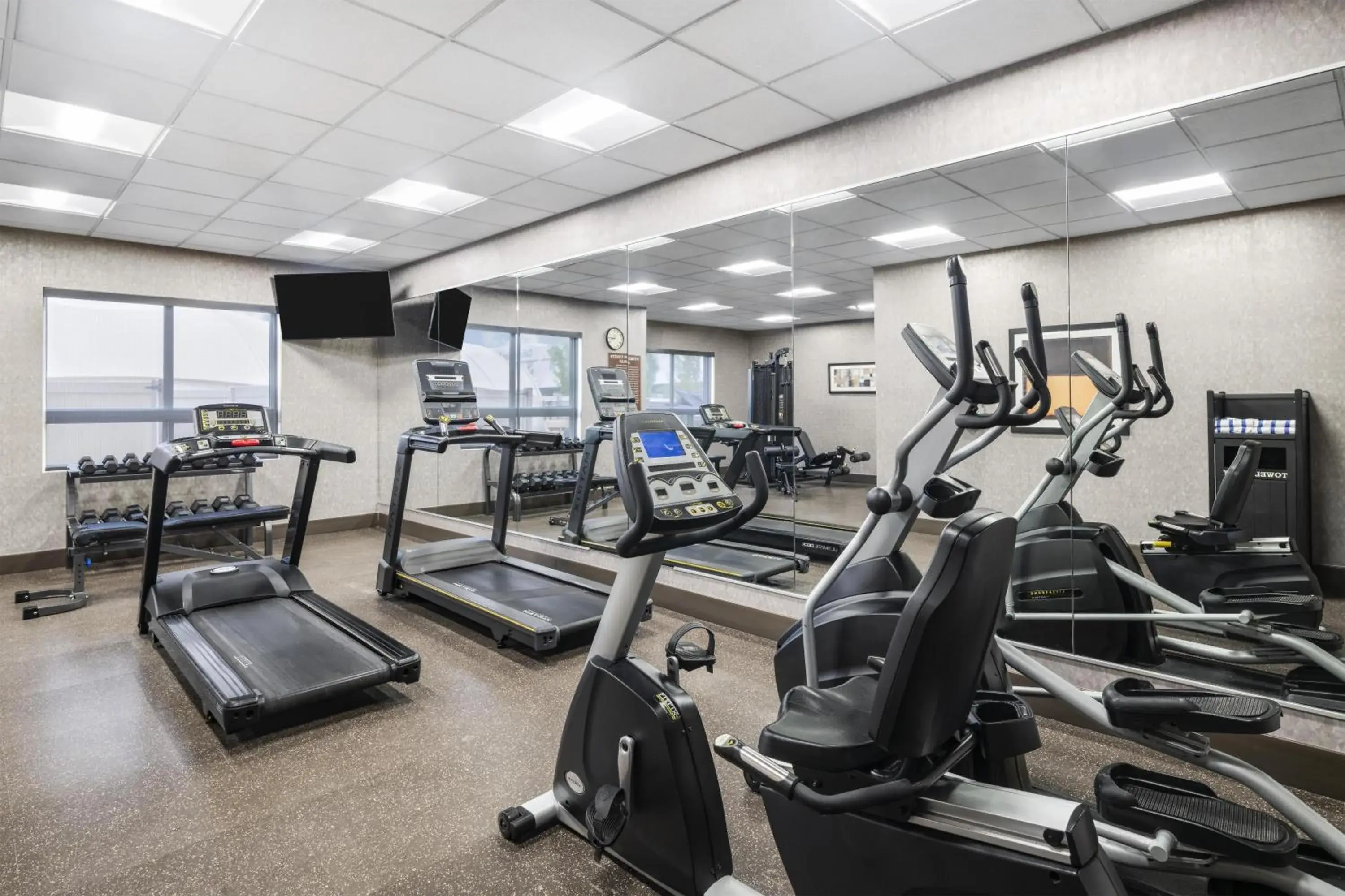 Fitness centre/facilities in Best Western Premier Freeport Inn Calgary Airport Fitness centre/facilities in Best Western Premier Freeport Inn Calgary Airport