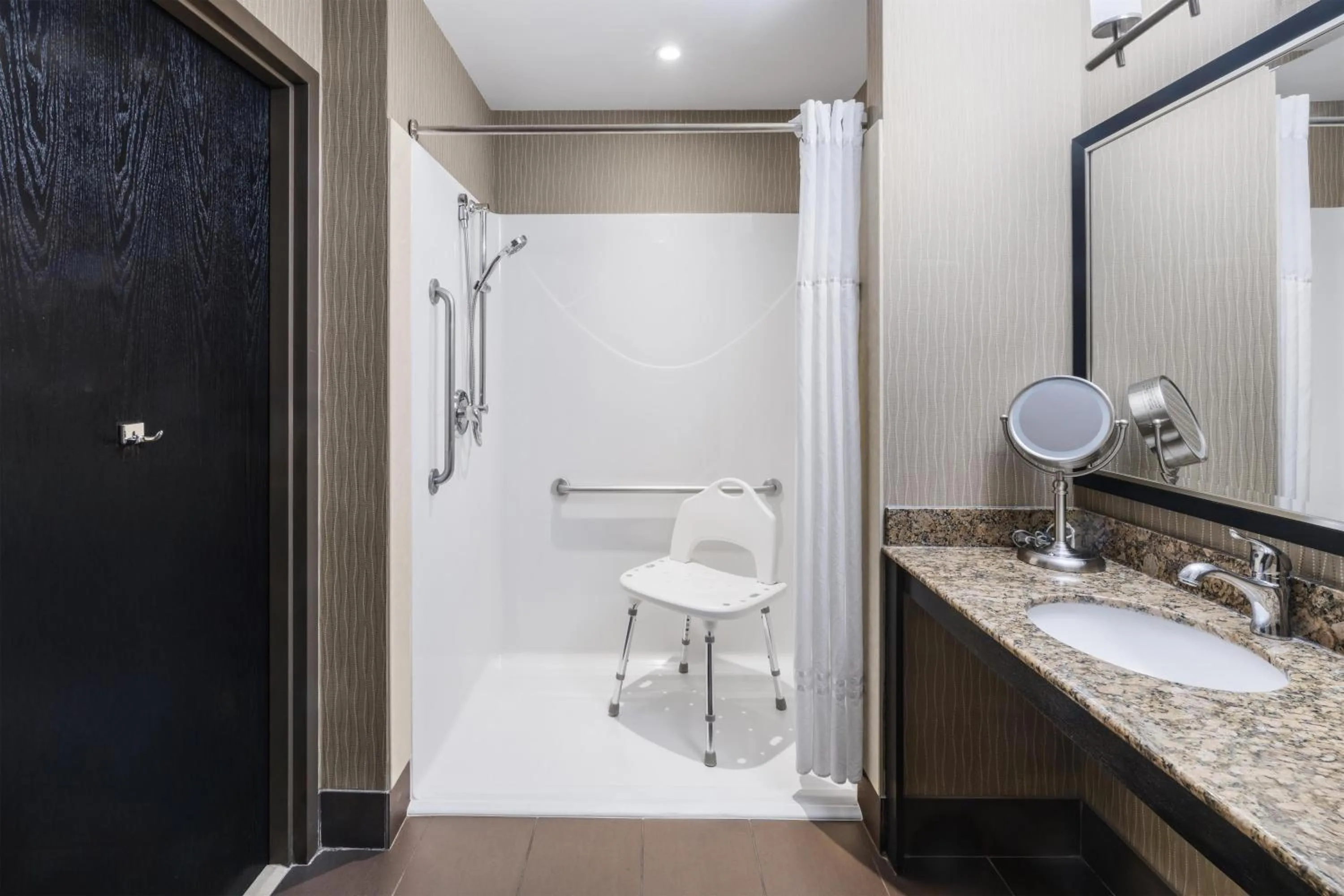 Bathroom in Best Western Premier Freeport Inn Calgary Airport