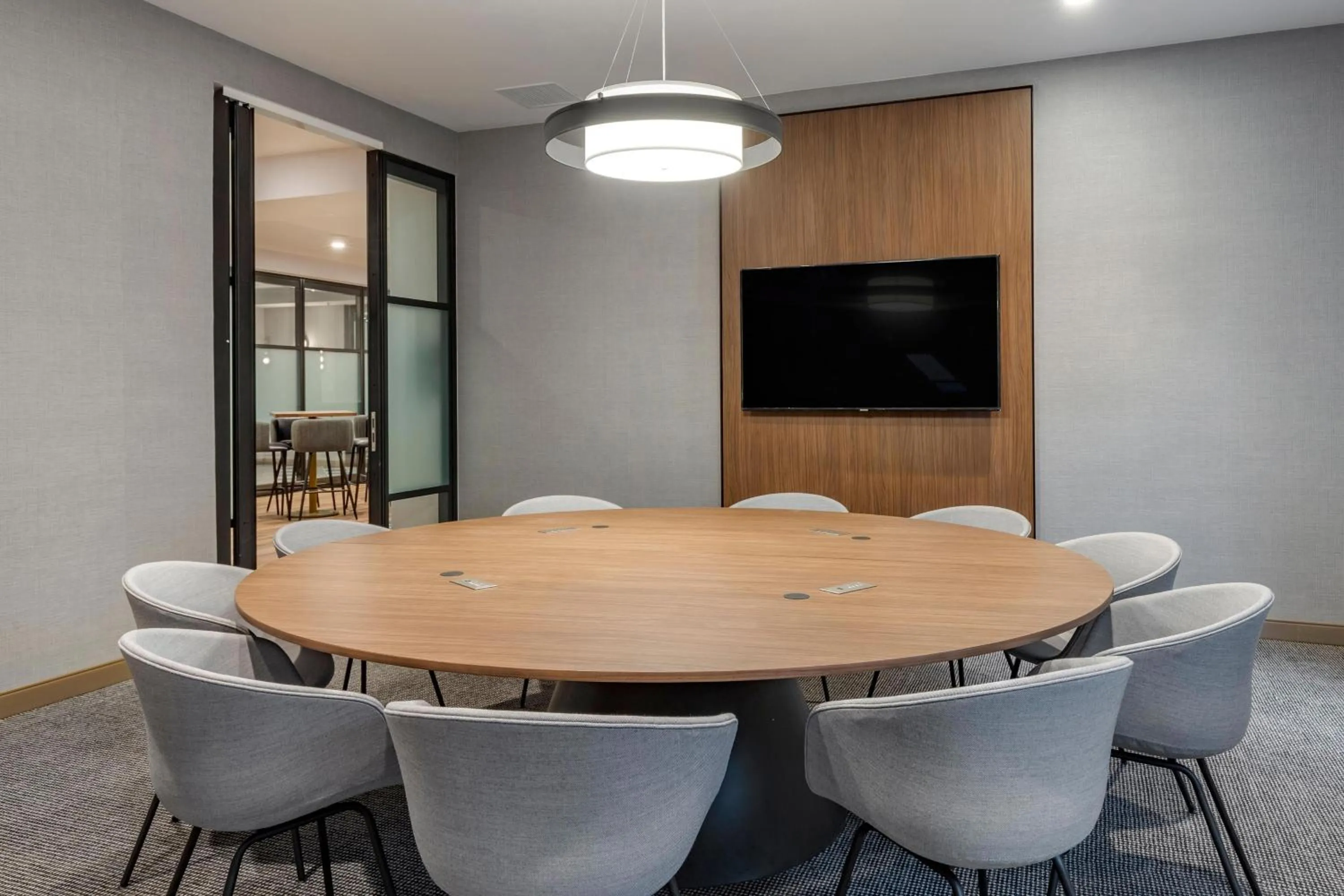 Meeting/conference room in Sheraton Suites Old Town Alexandria