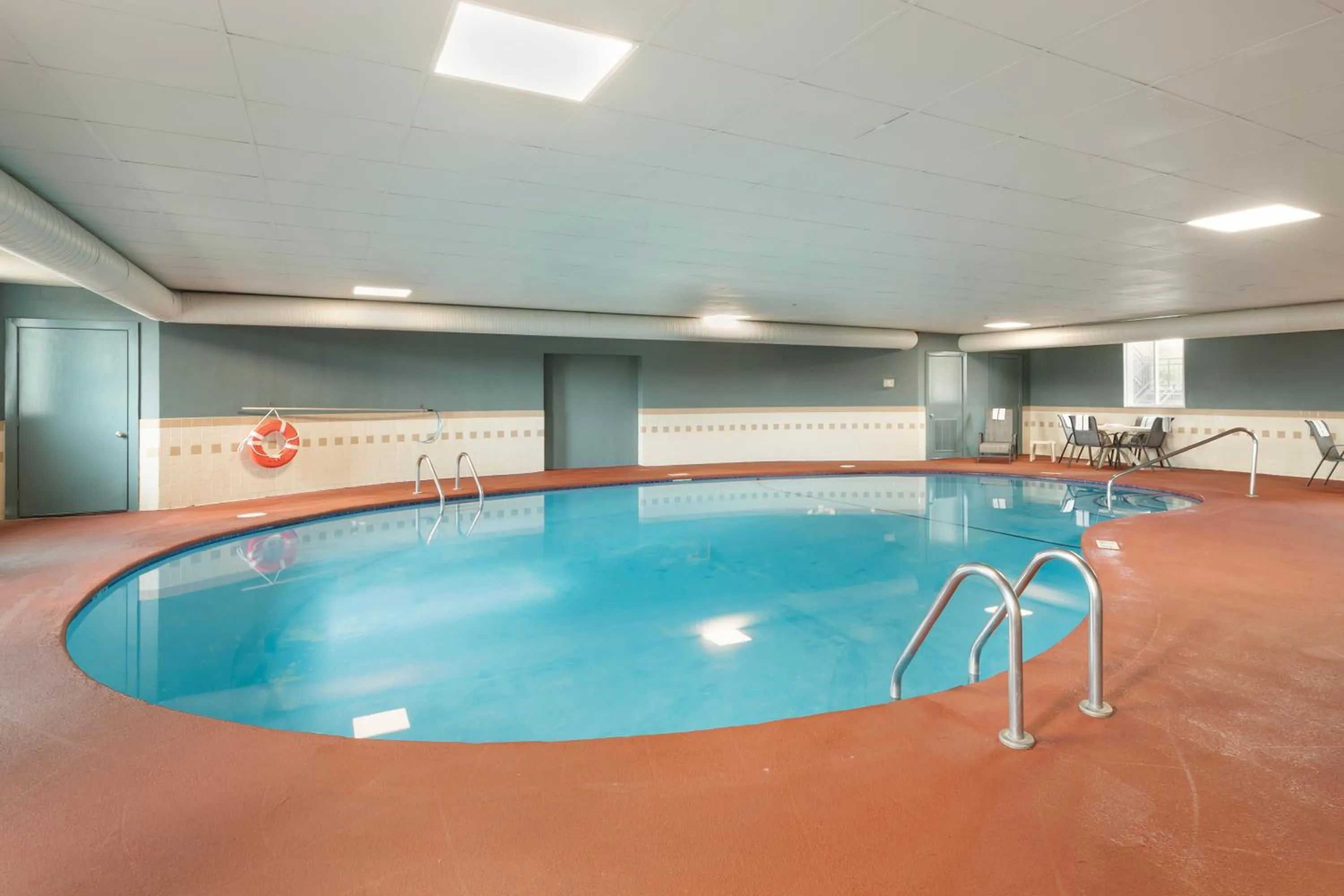 Pool view in Quality Inn Newton at I-80