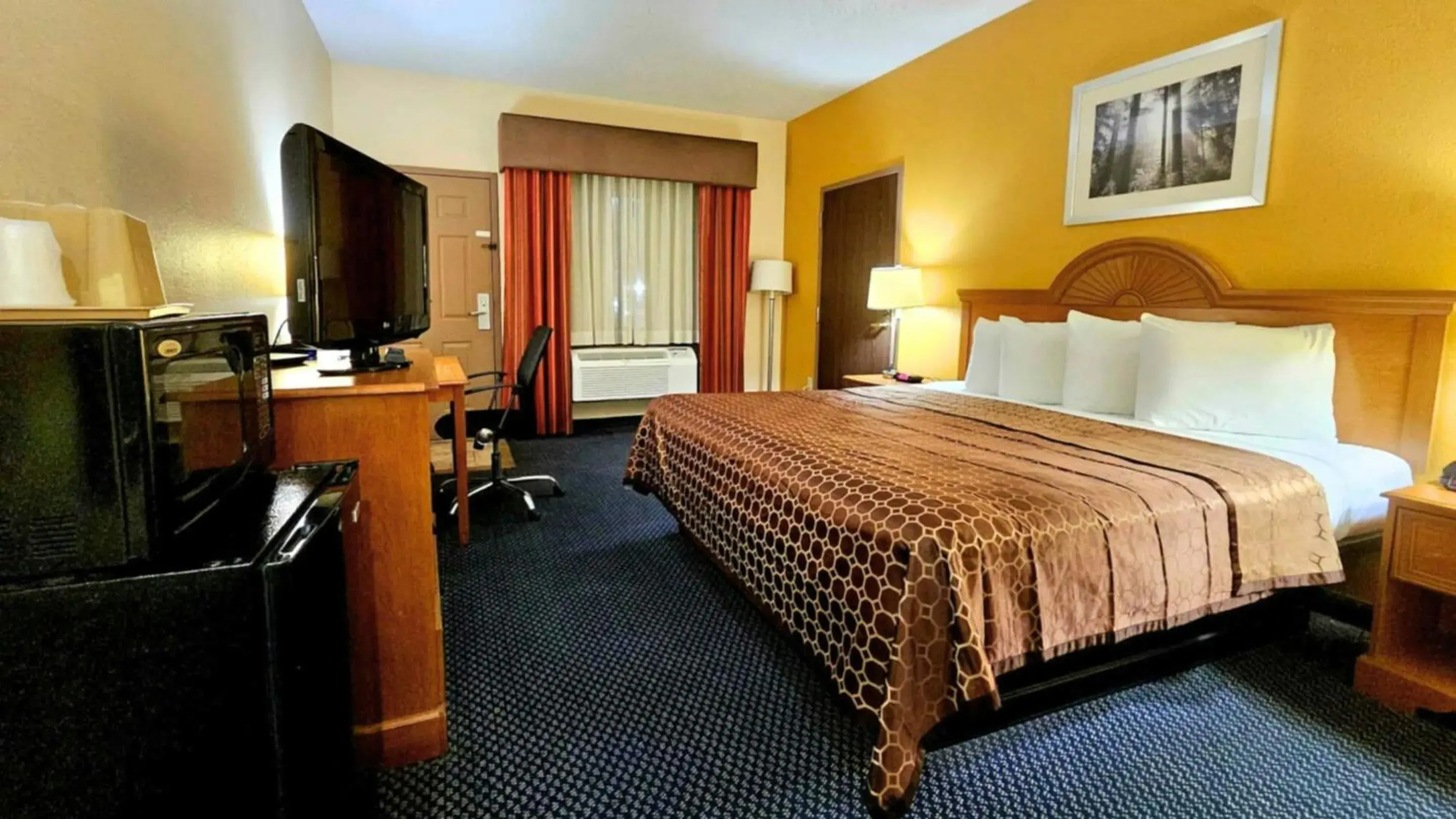 King Room - Disability Access in Magnuson Hotel Sand Springs – Tulsa West King Room - Disability Access in Magnuson Hotel Sand Springs – Tulsa West