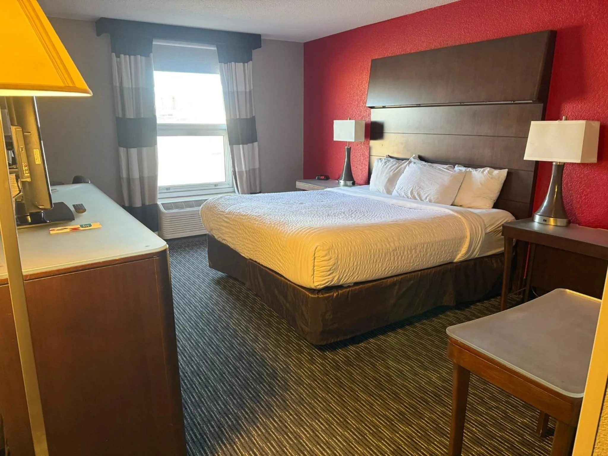 Bedroom in Sonesta Essential - Rapid City