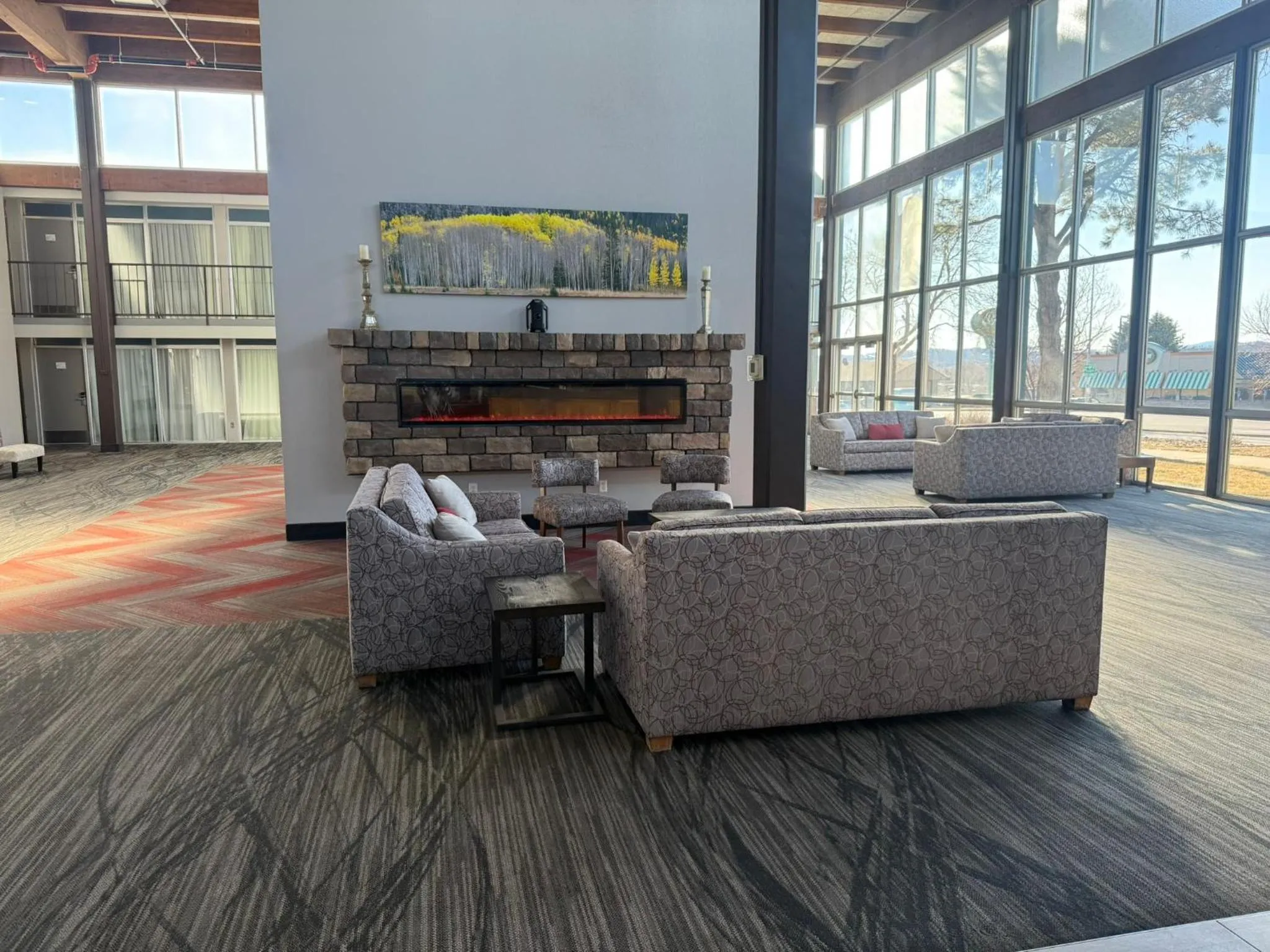 Seating area in Sonesta Essential - Rapid City