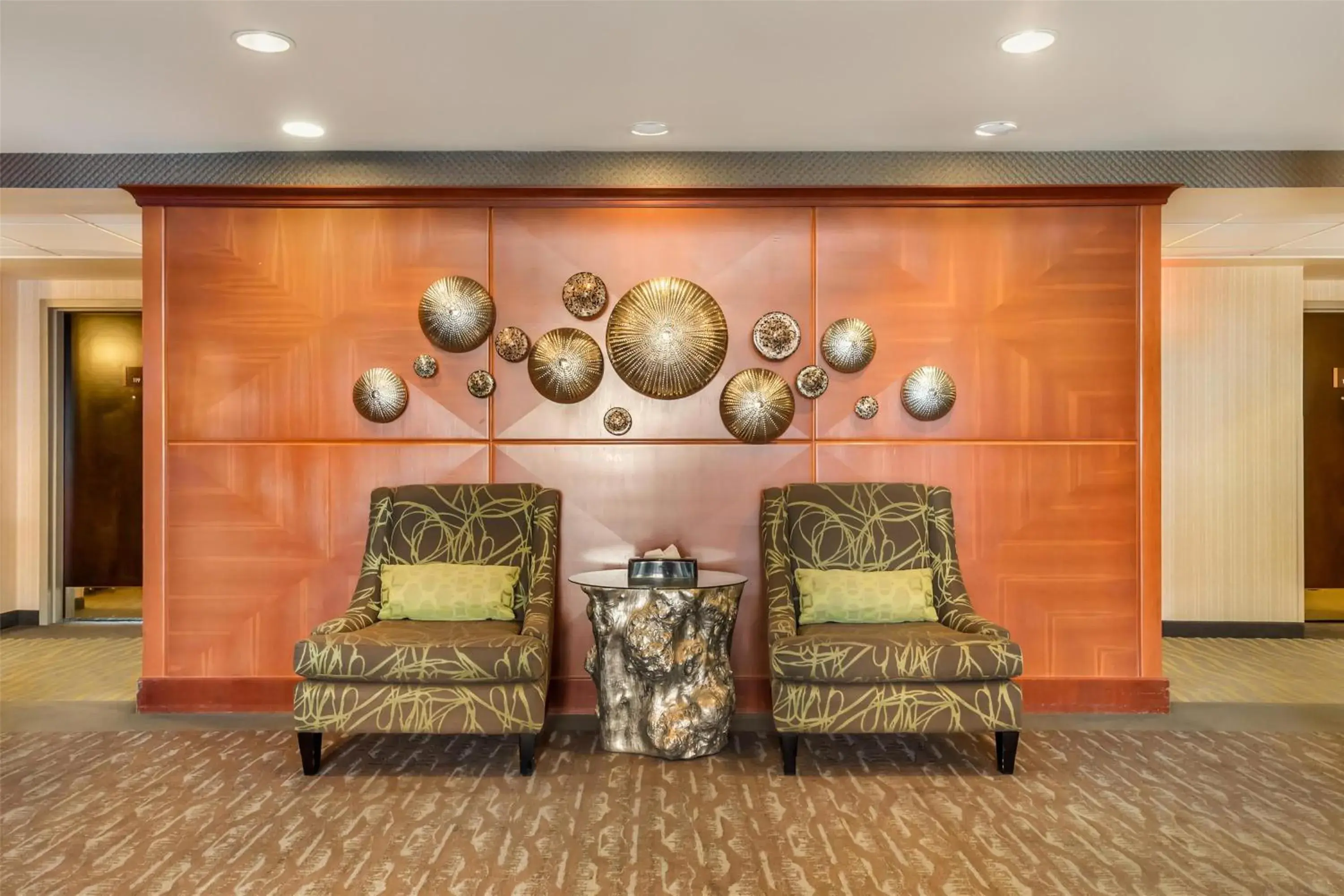 Lobby or reception in Best Western PLUS Calgary Centre Inn Lobby or reception in Best Western PLUS Calgary Centre Inn