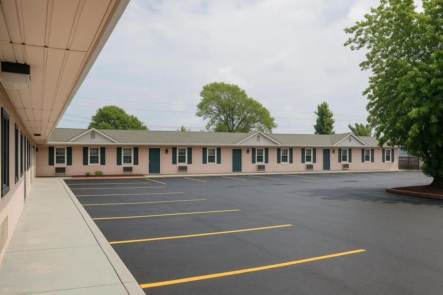 Property building in Boulevard Inn