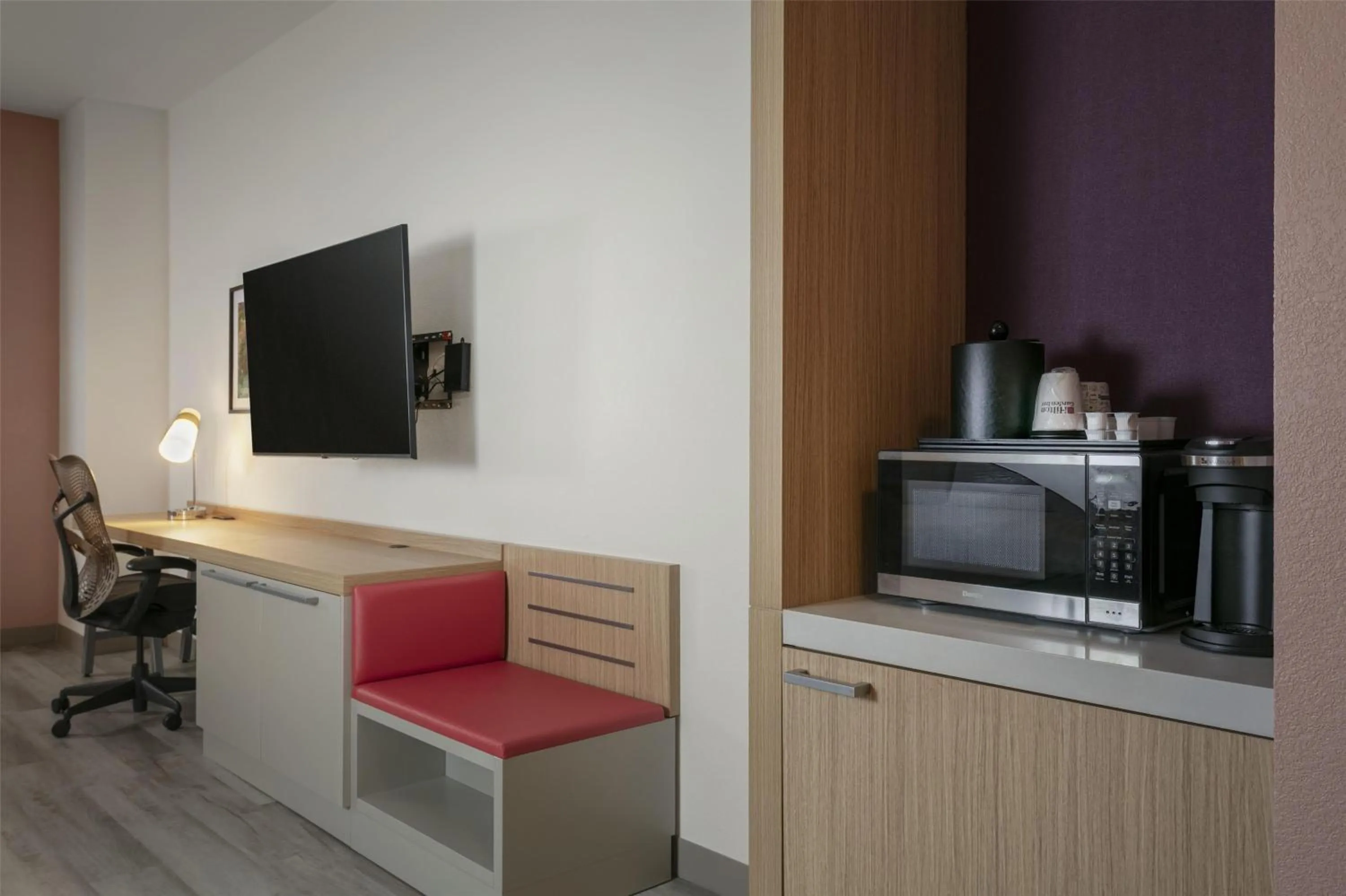 Photo of the whole room in Hilton Garden Inn Eugene/Springfield