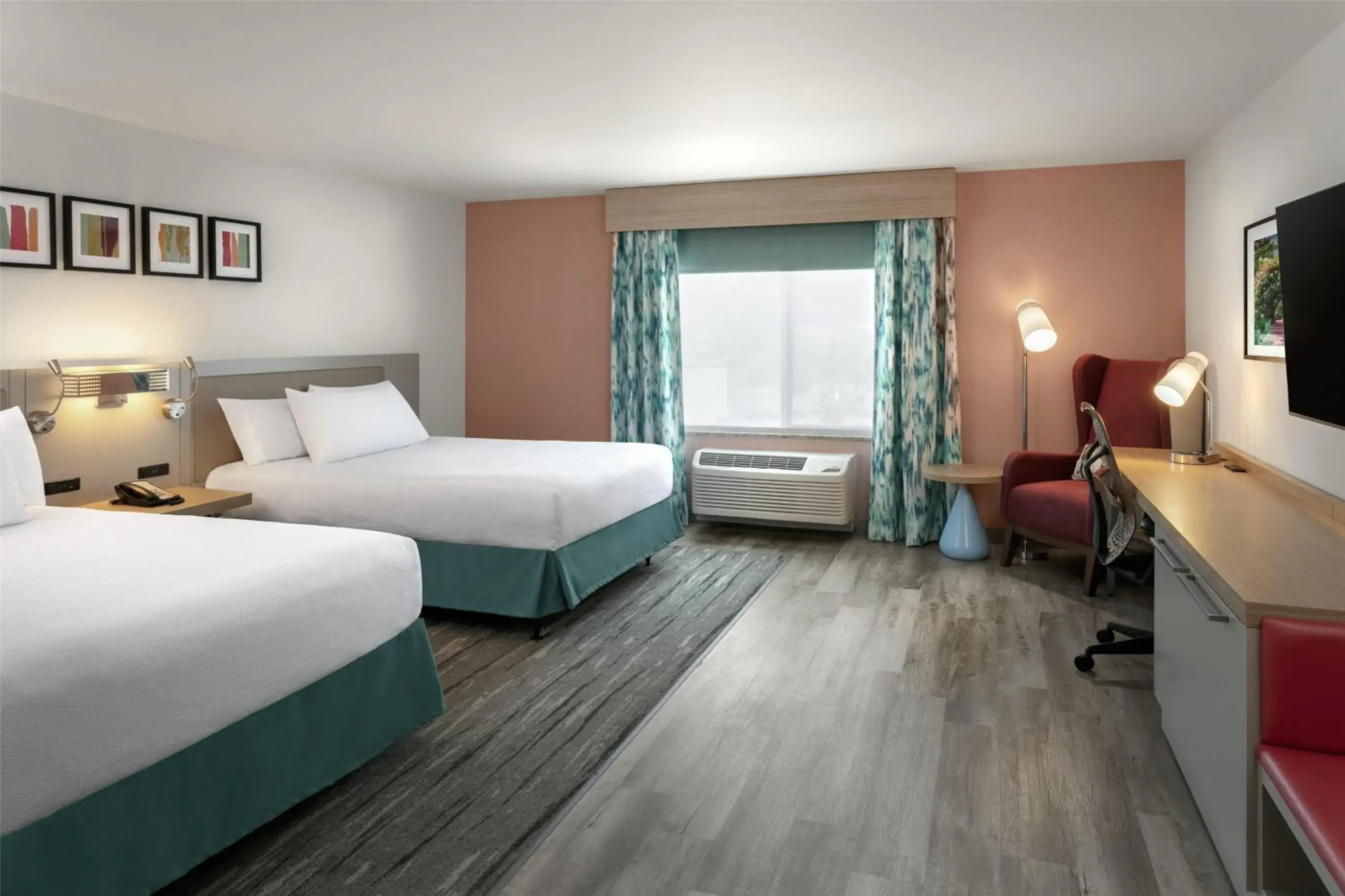 Queen Room with Two Queen Beds - Mobility and Hearing Access in Hilton Garden Inn Eugene/Springfield Queen Room with Two Queen Beds - Mobility and Hearing Access in Hilton Garden Inn Eugene/Springfield