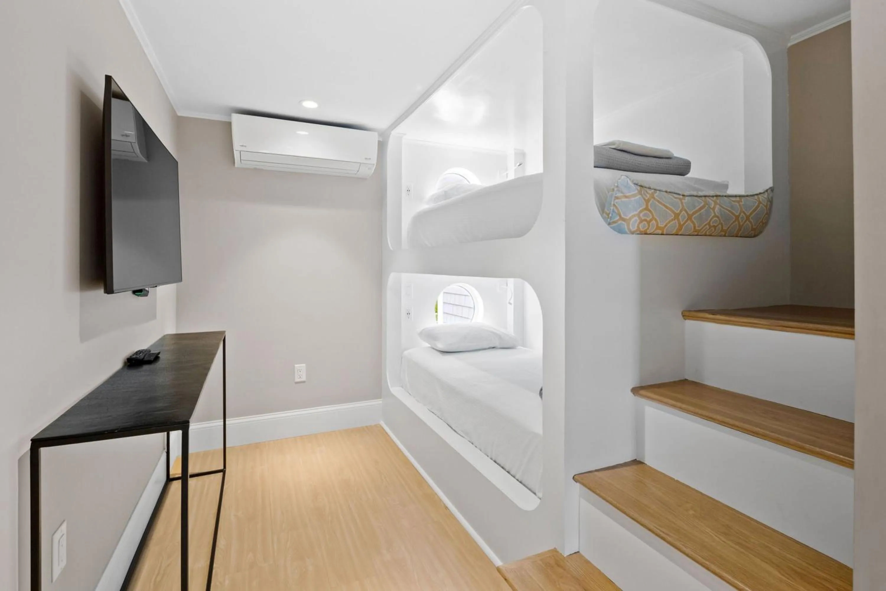 Bed in Inn At Swan River