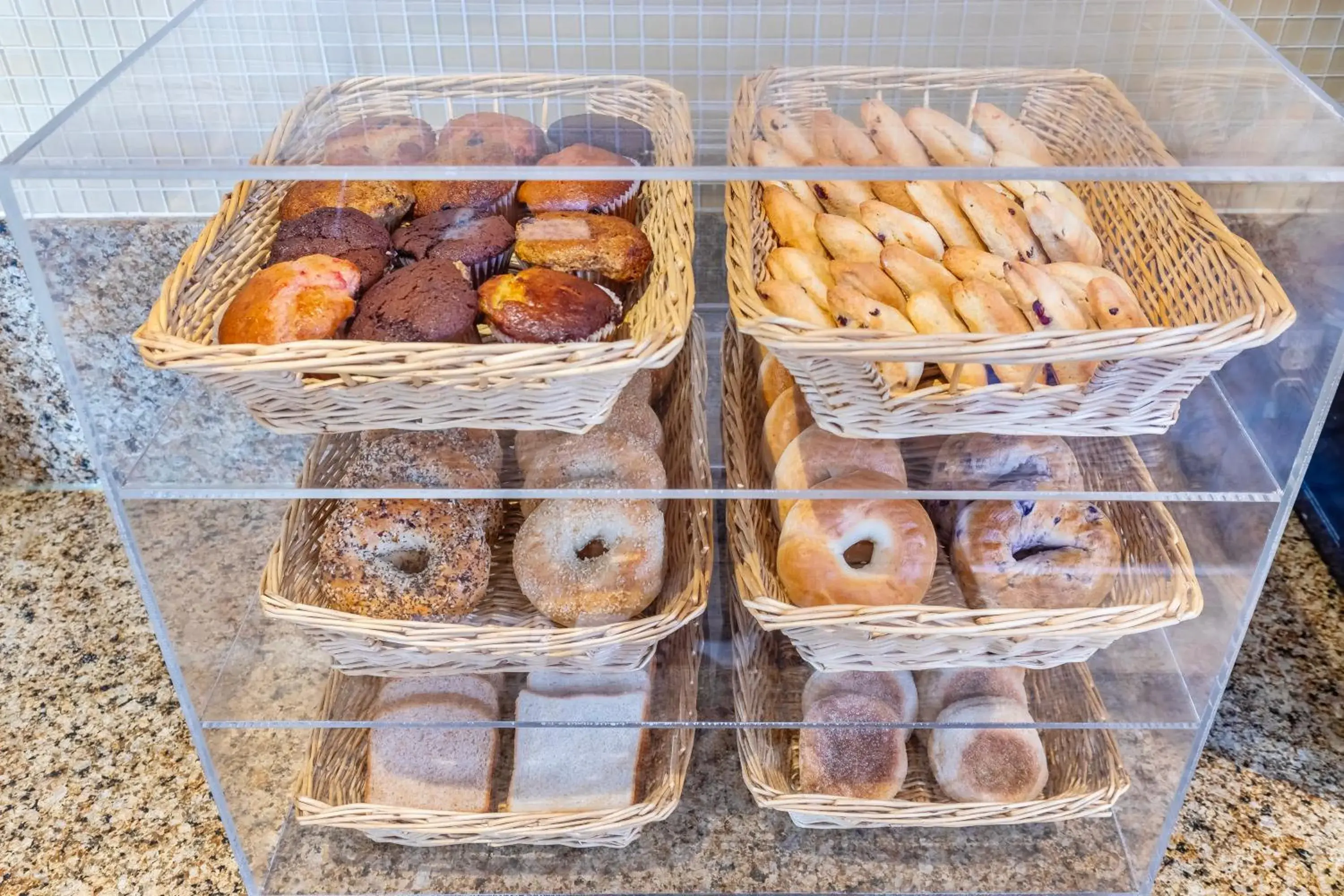 Food in Quality Inn & Suites Food in Quality Inn & Suites