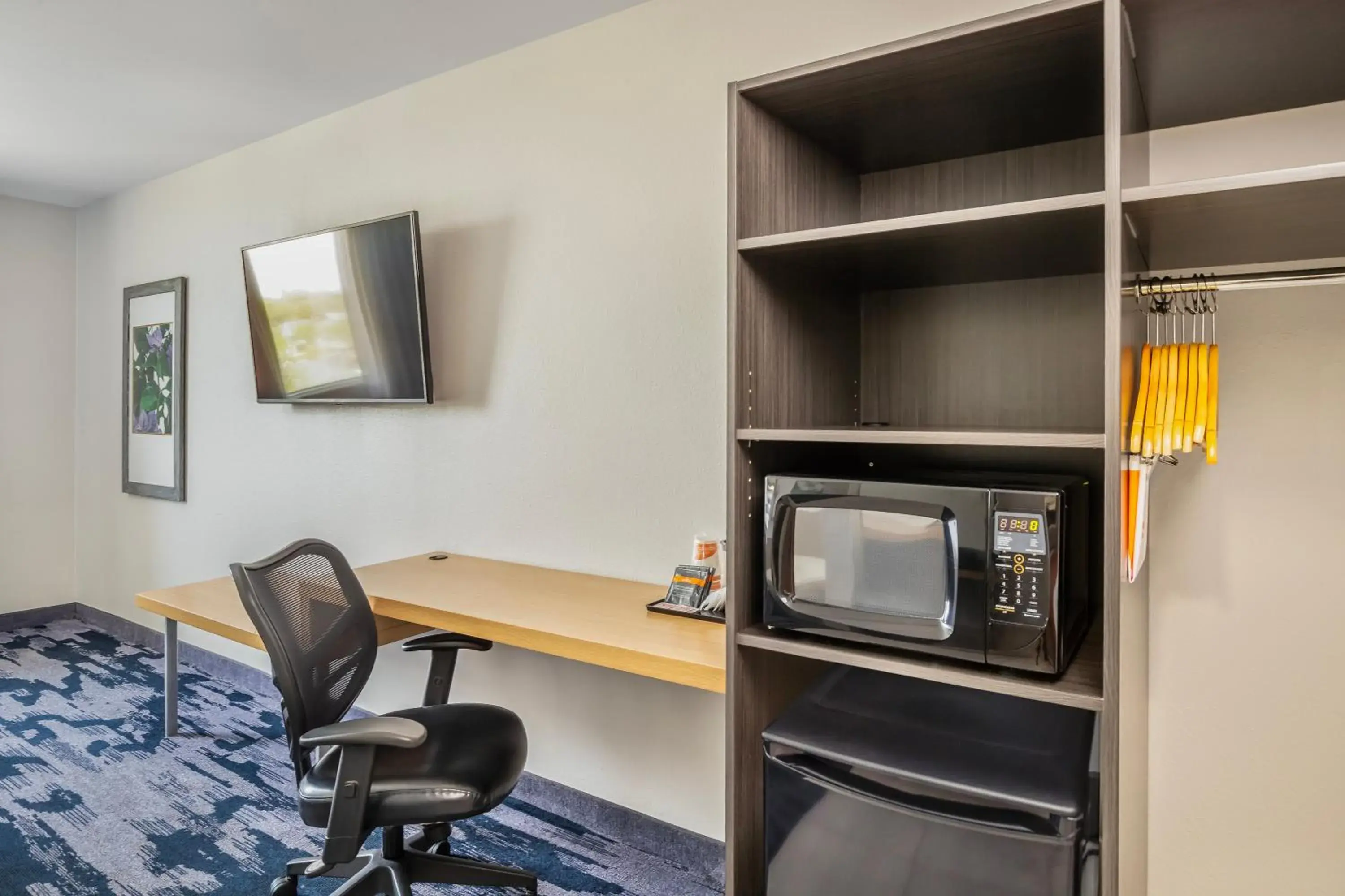 Bedroom in Quality Inn & Suites Bedroom in Quality Inn & Suites