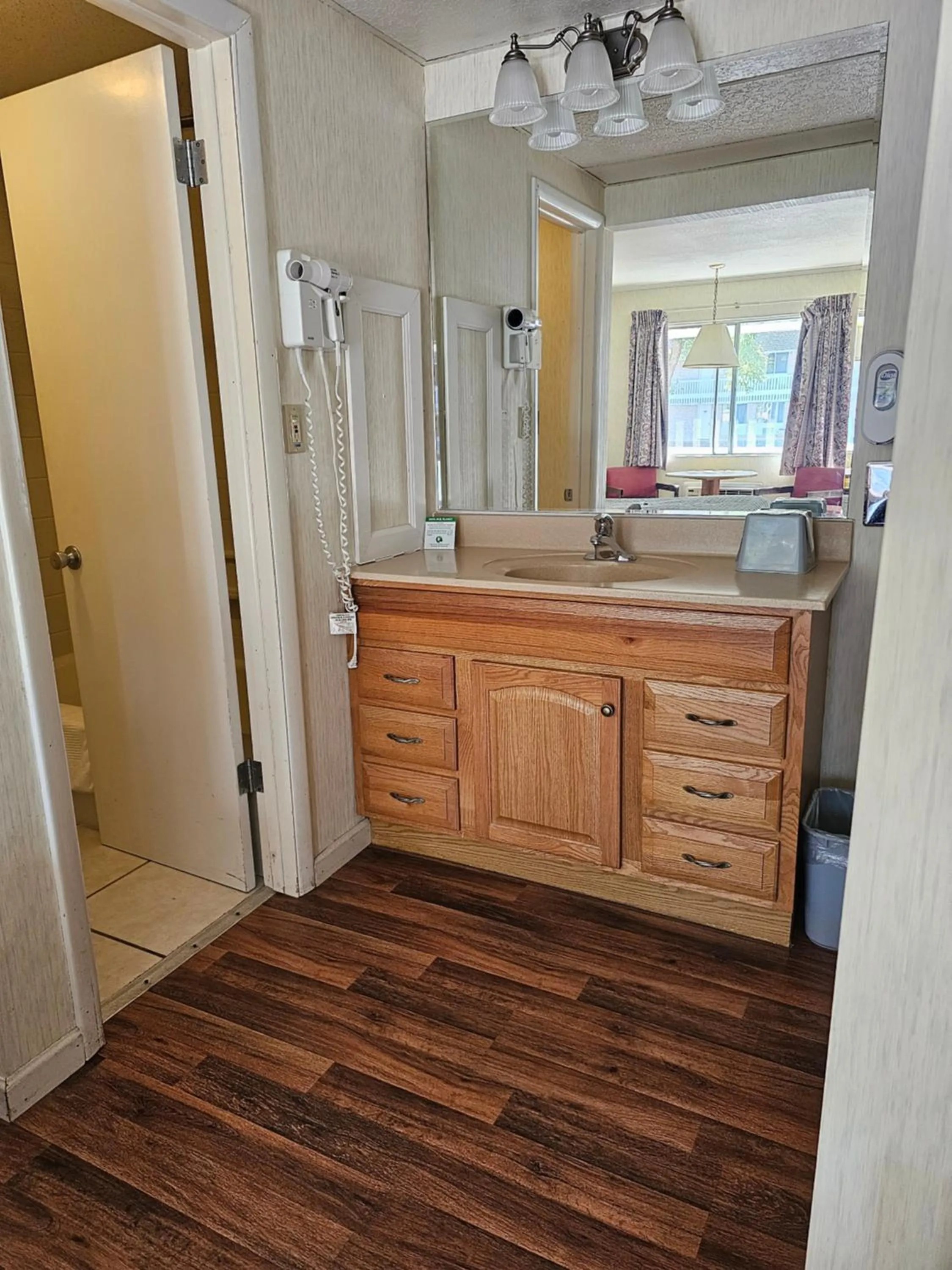 Americas Best Value Inn Mackinaw City