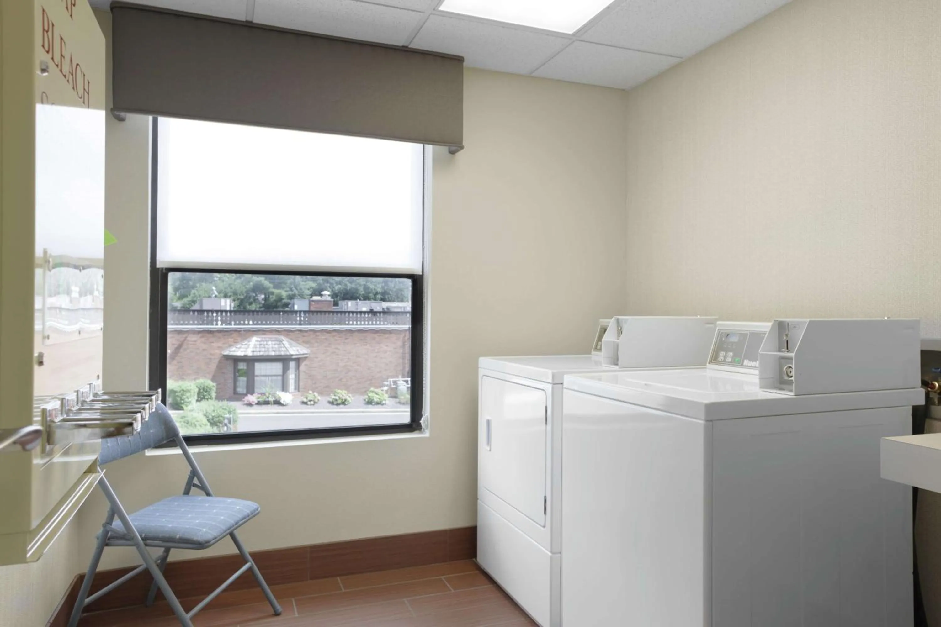 Property building in Hampton Inn Jasper