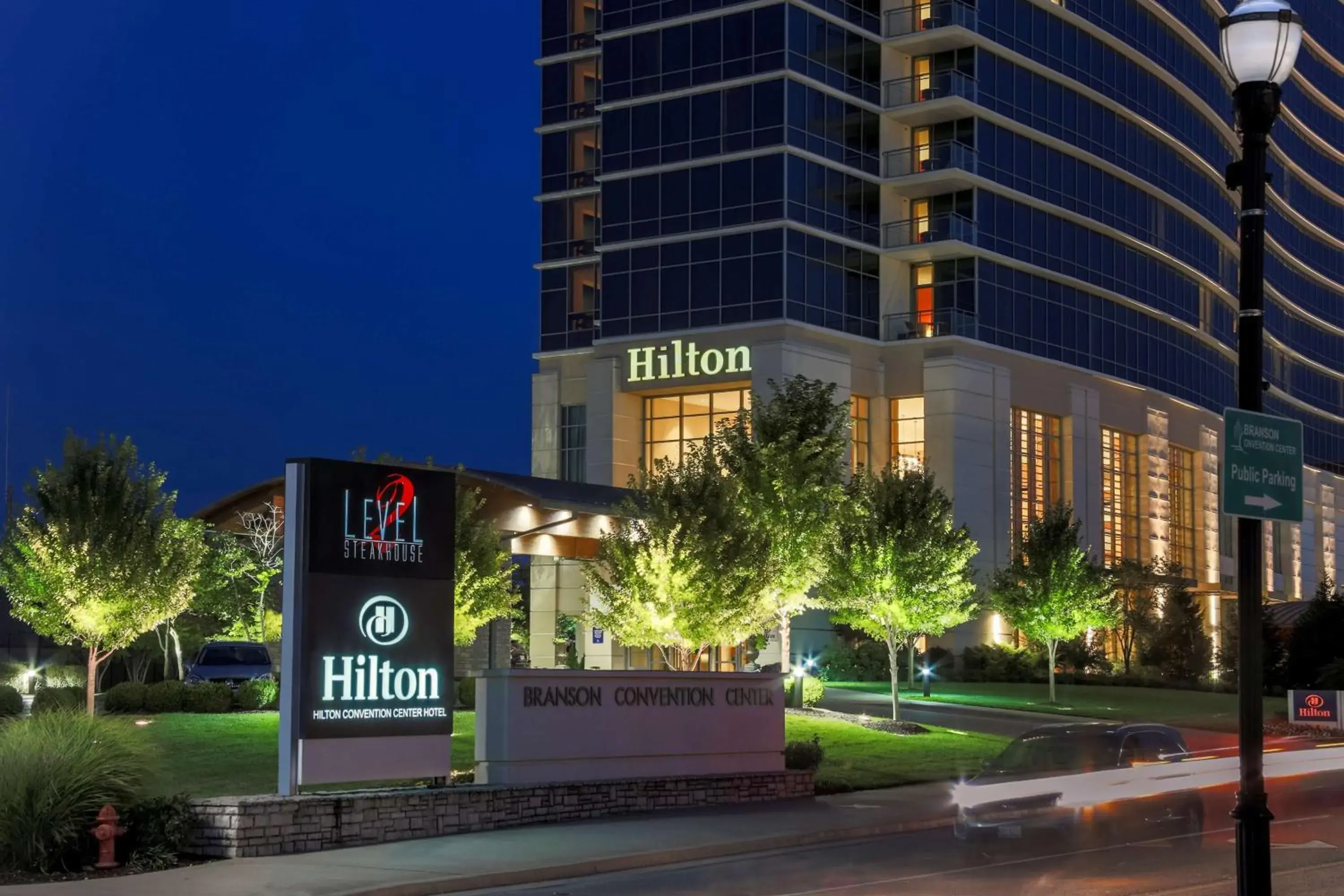 Property building in Hilton Branson Convention Center Property building in Hilton Branson Convention Center