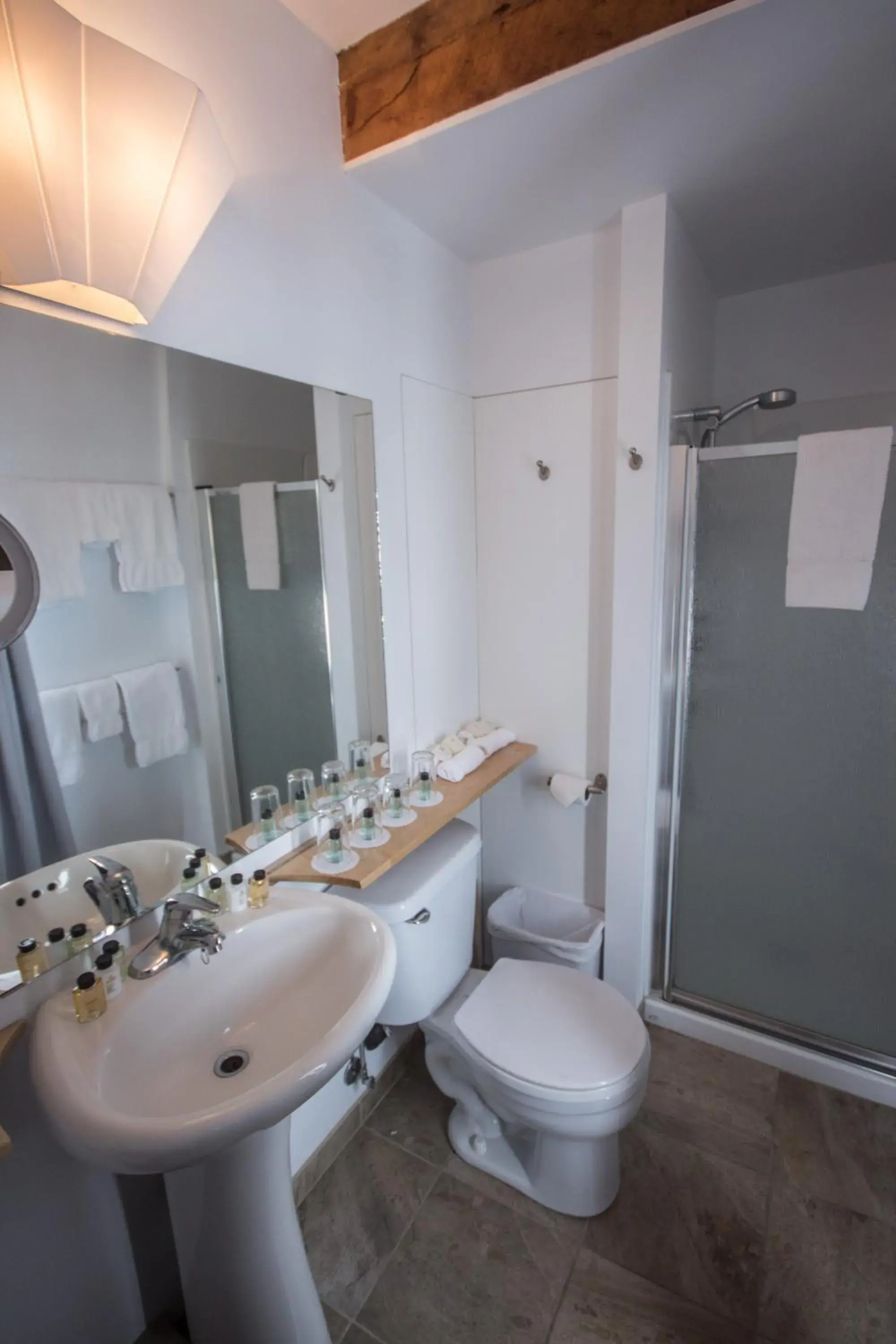 Superior Double Room in Hotel Belley Superior Double Room in Hotel Belley