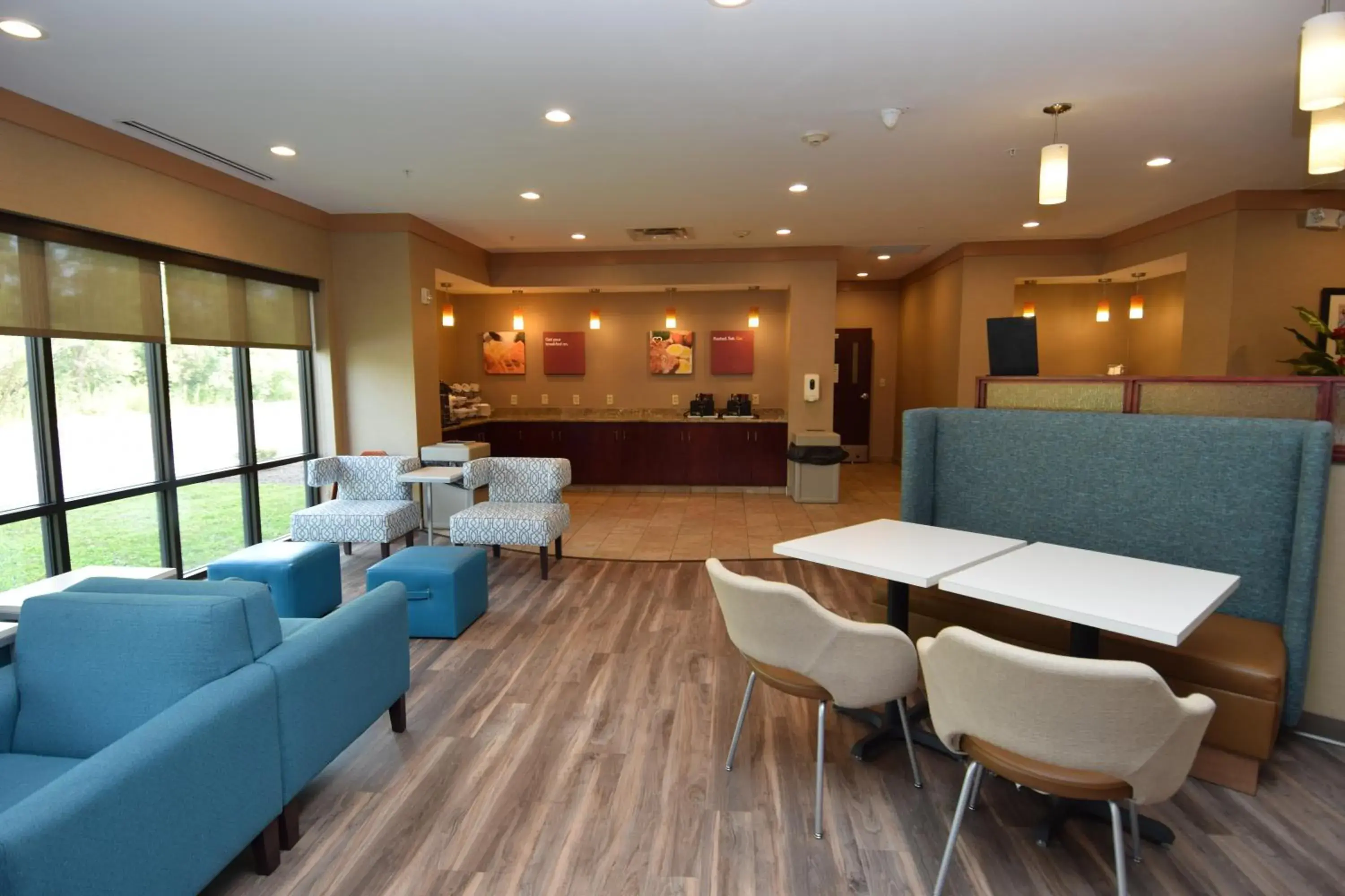 Breakfast in Cicero Grand - Syracuse North Breakfast in Cicero Grand - Syracuse North