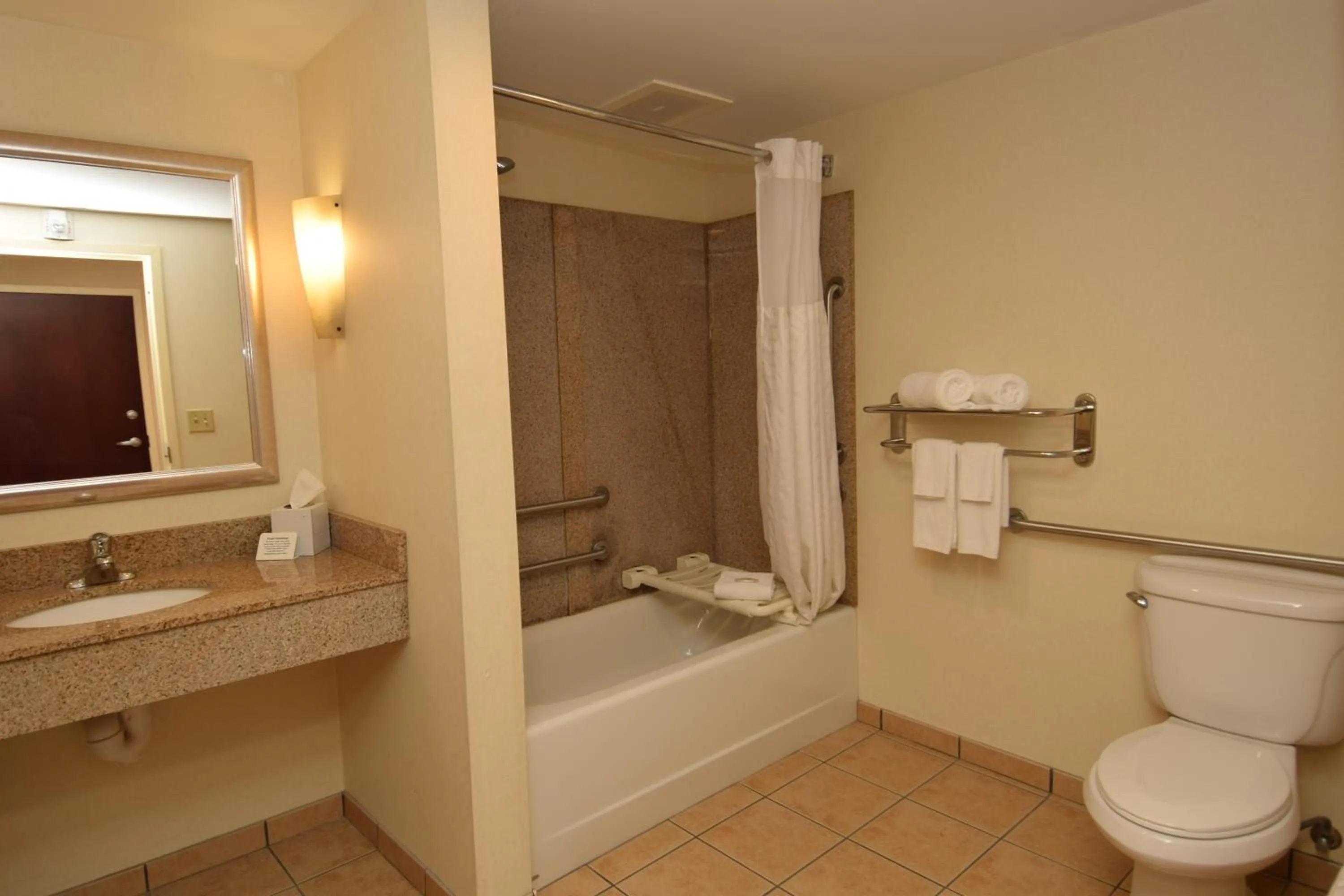 Bathroom in Cicero Grand - Syracuse North
