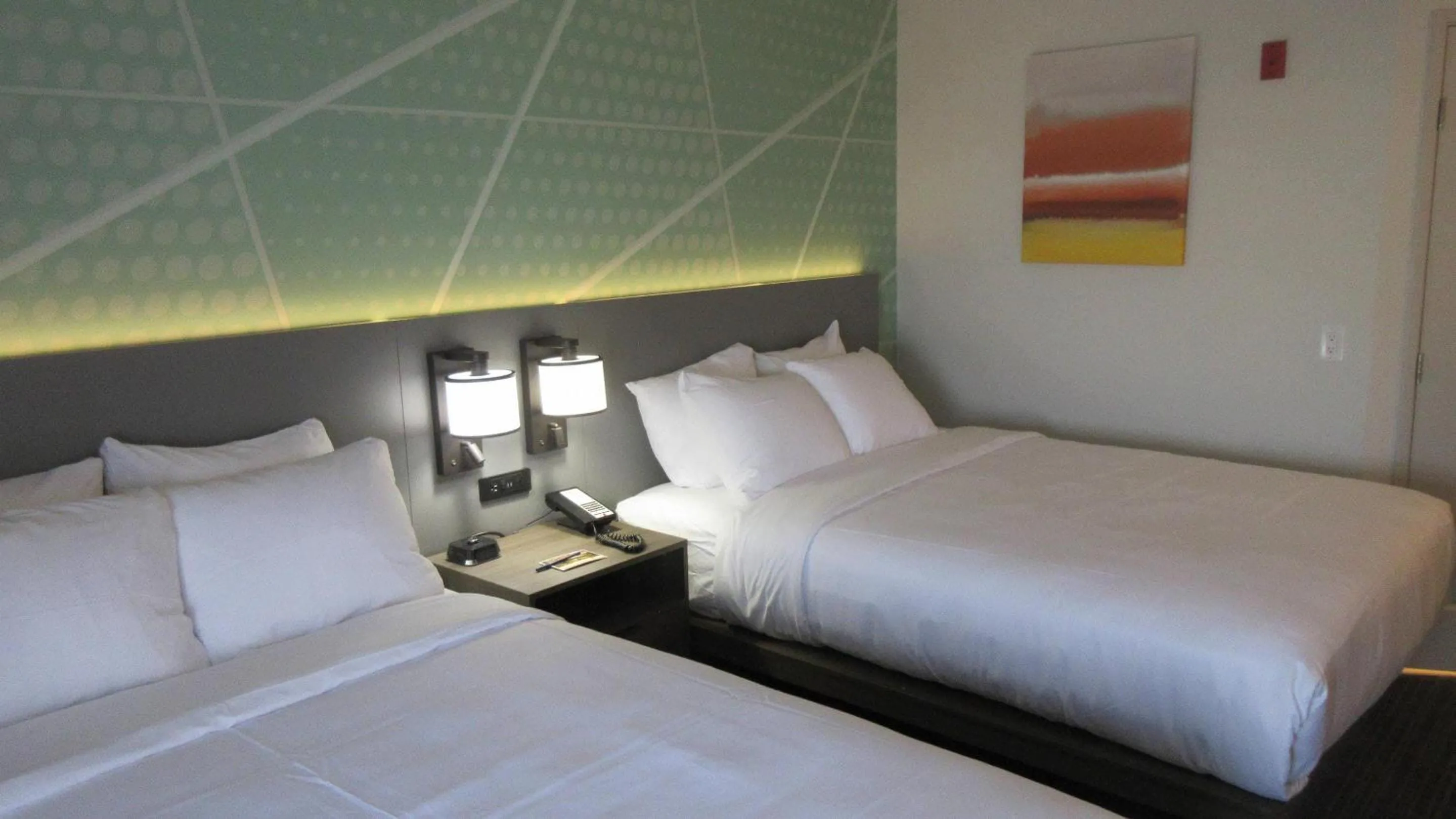Bedroom, Bed in Comfort Inn & Suites Rochester South Mayo Clinic