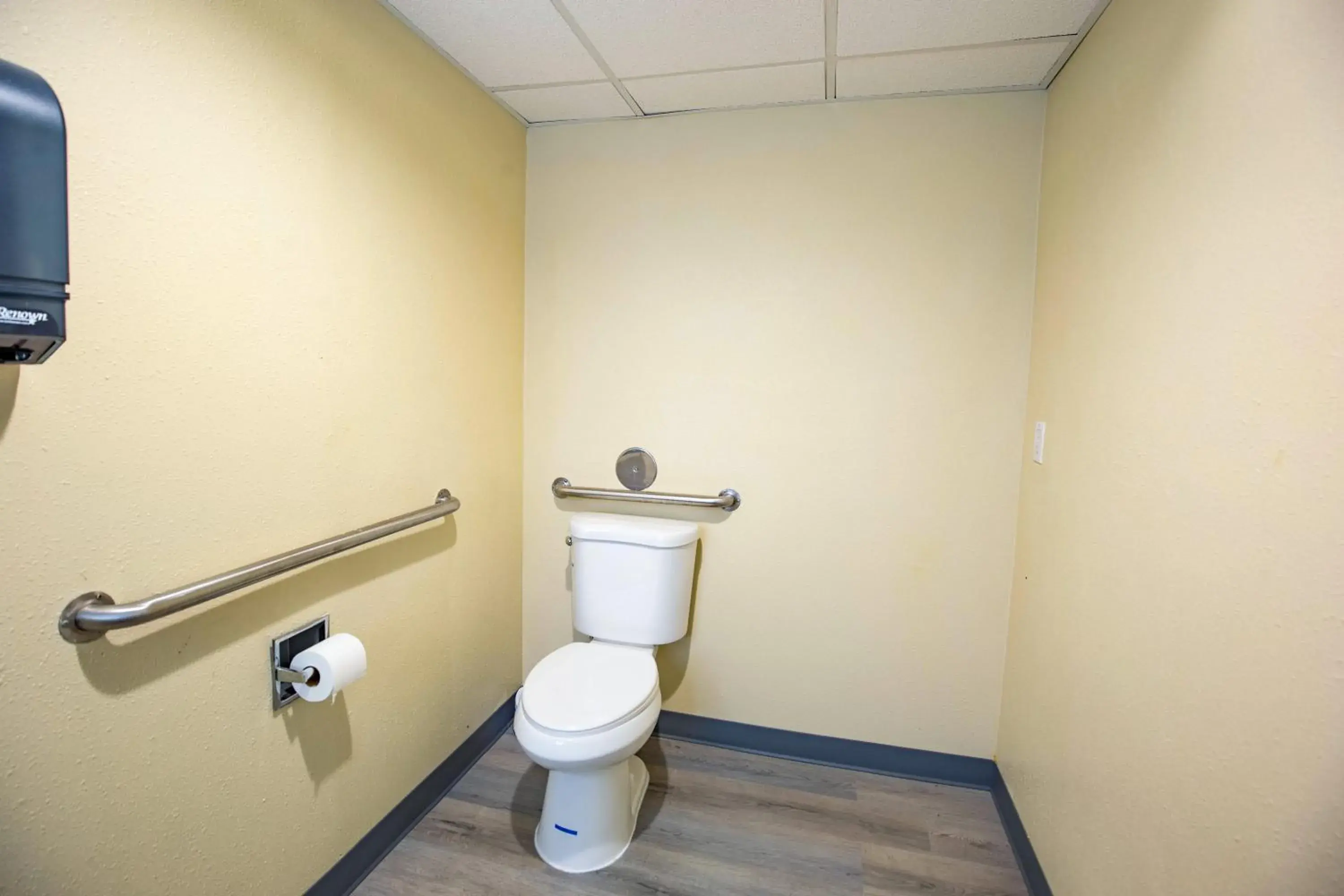 Super 8 by Wyndham Rockford I-90 Casino District Super 8 by Wyndham Rockford I-90 Casino District