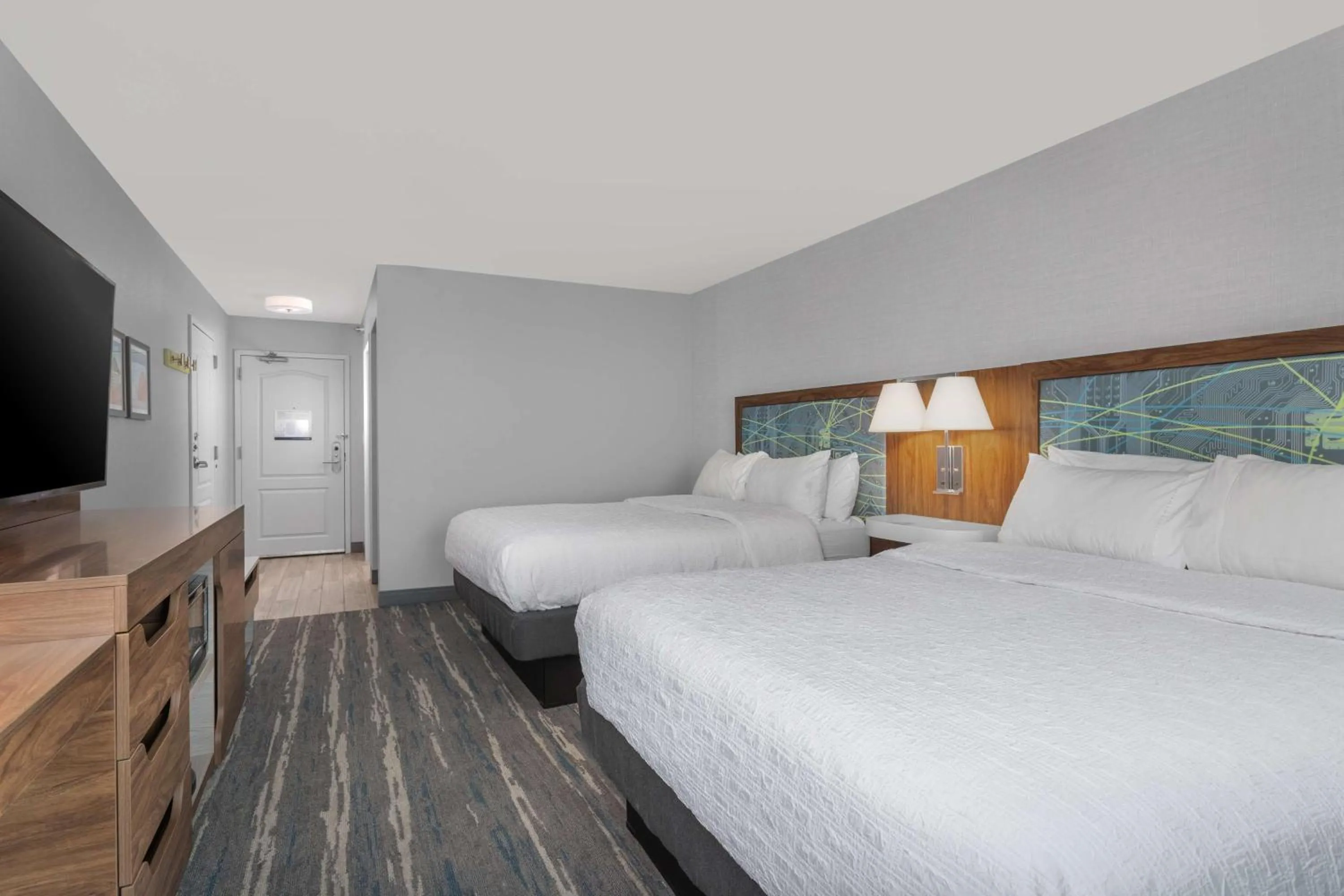 Bed in Hampton Inn and Suites - Lincoln Northeast