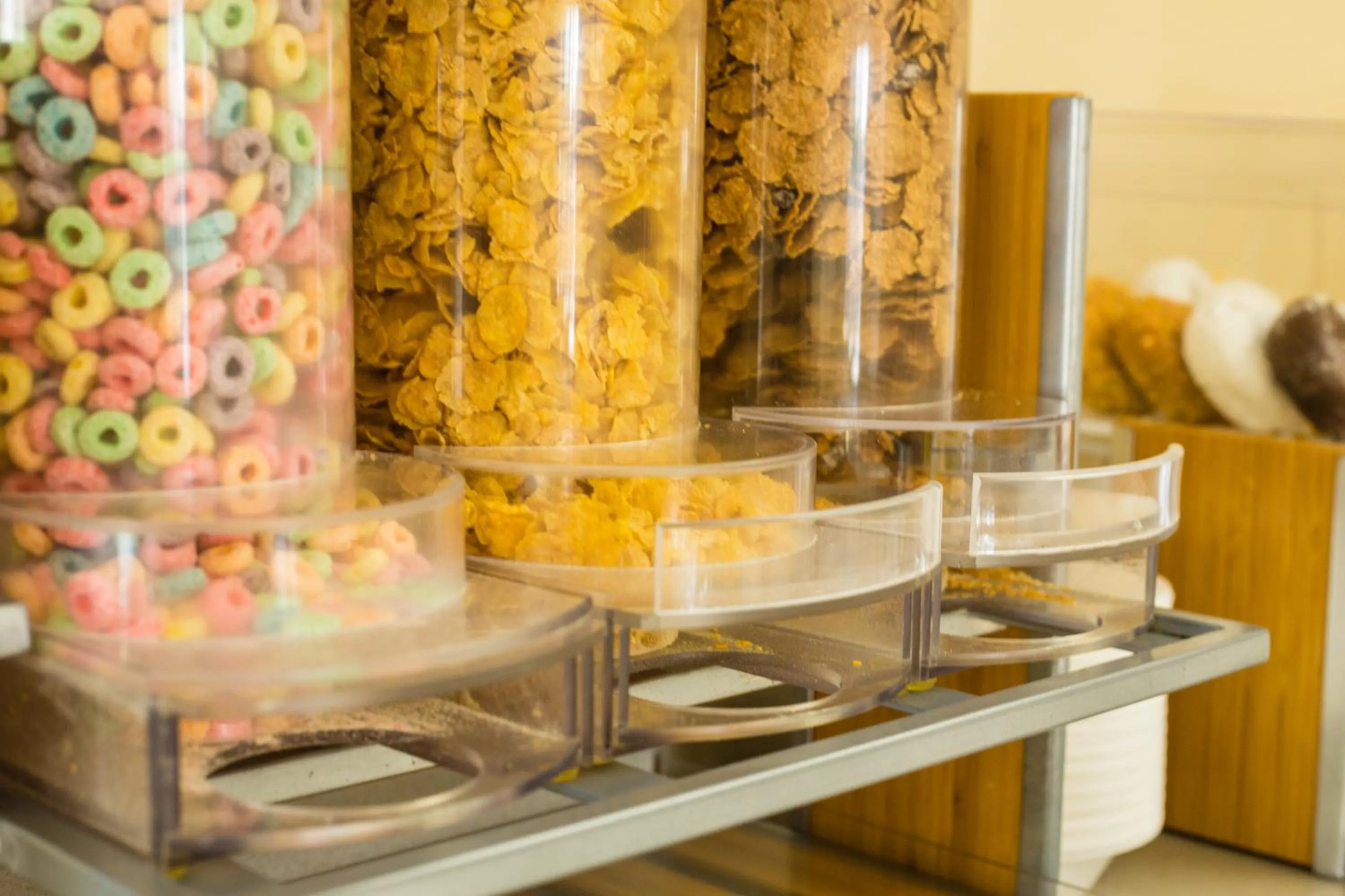 Breakfast in Anaheim Carriage Inn