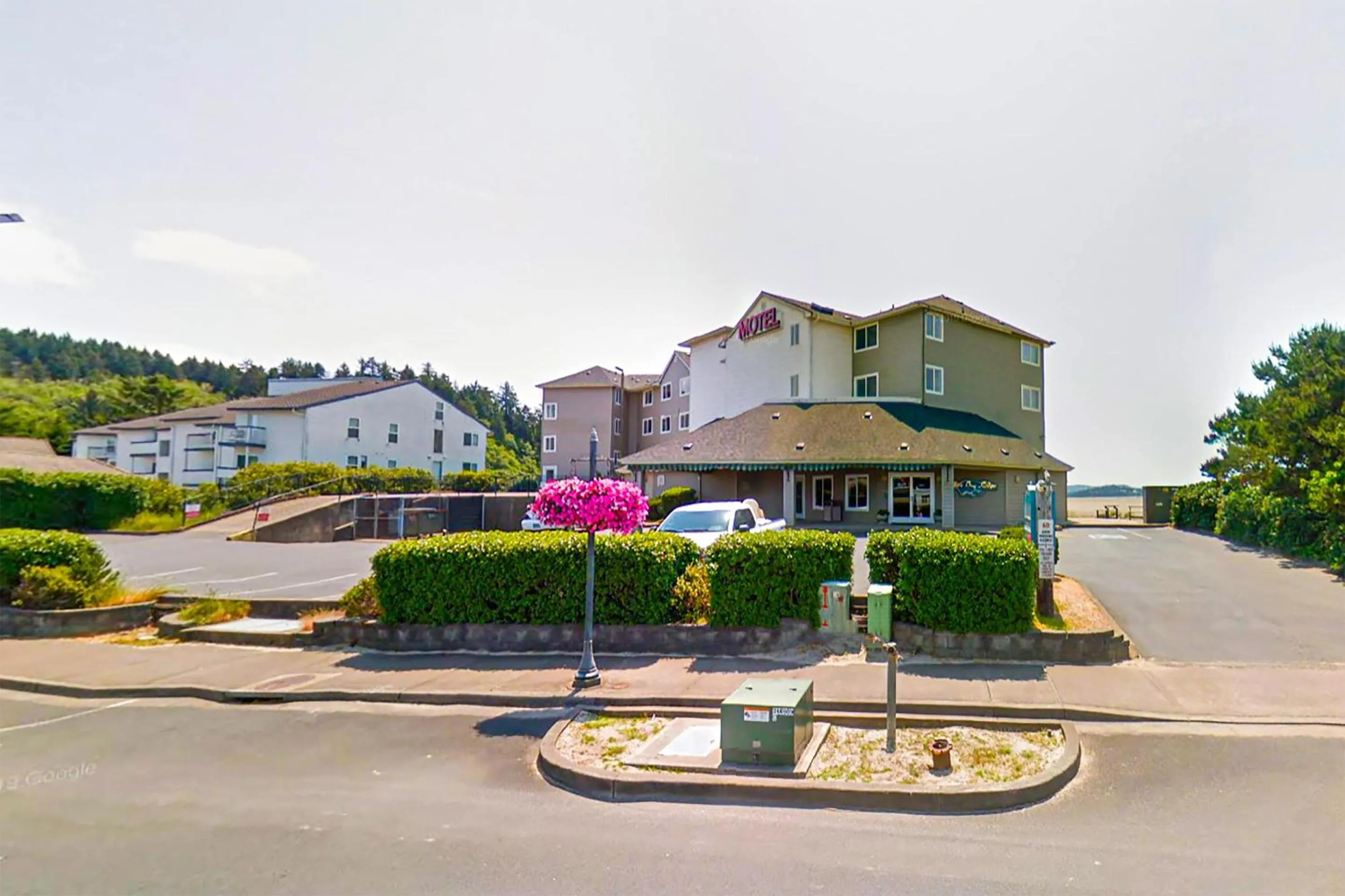 On site in Siletz Bay Beachfront Hotel by OYO Lincoln City