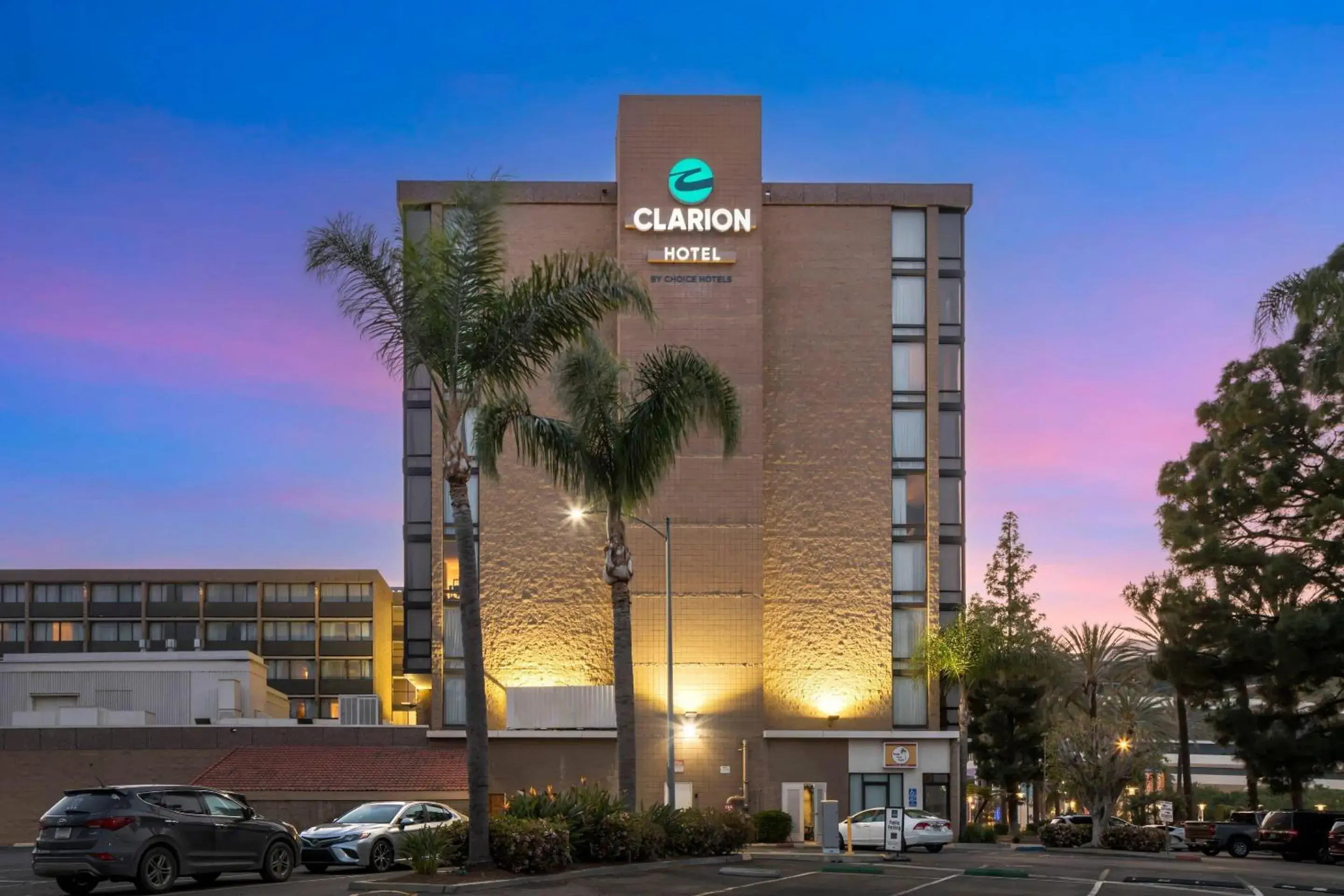 Property building in Clarion Hotel Anaheim Resort Property building in Clarion Hotel Anaheim Resort