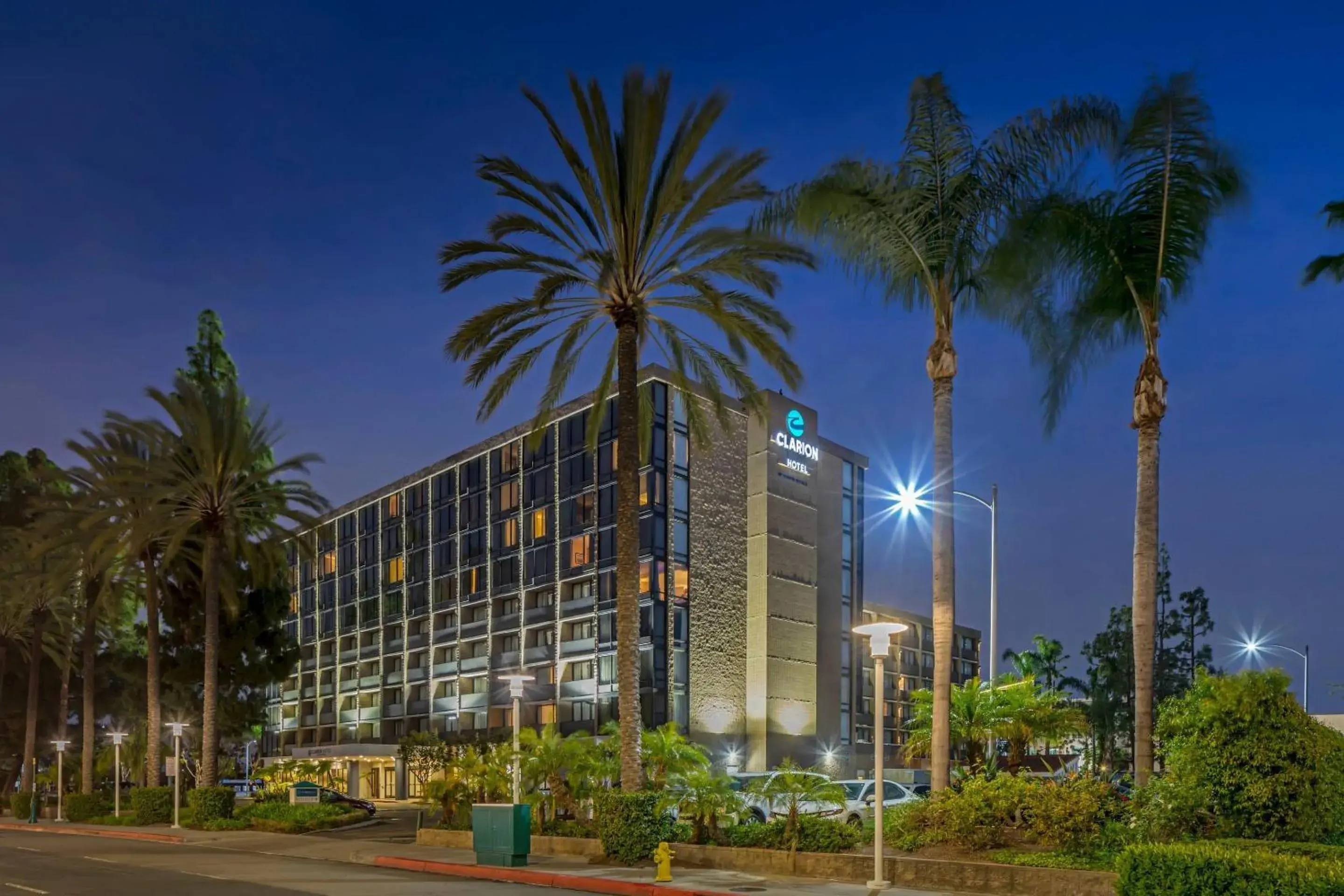 Property building in Clarion Hotel Anaheim Resort Property building in Clarion Hotel Anaheim Resort
