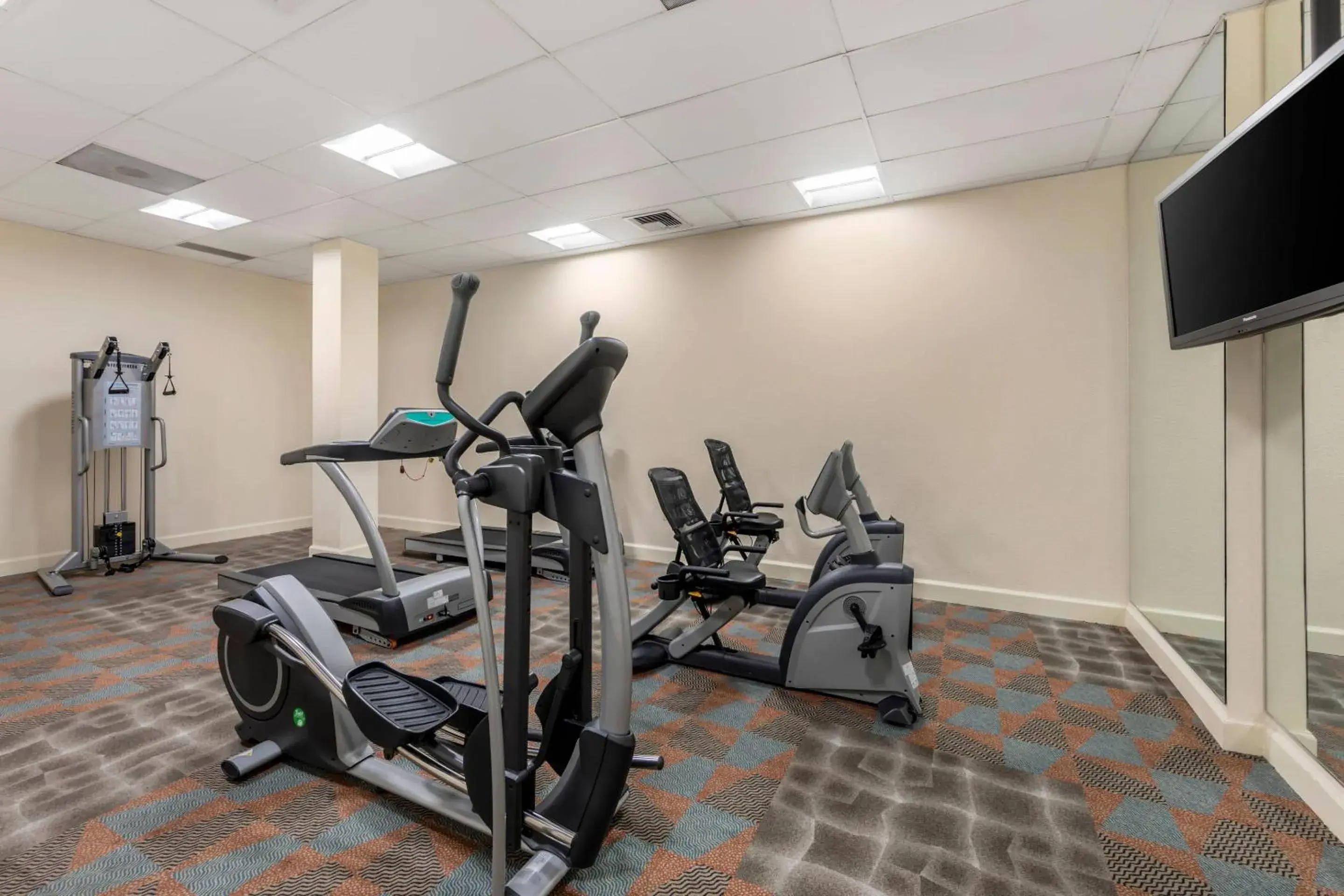 Fitness centre/facilities in Clarion Hotel Anaheim Resort Fitness centre/facilities in Clarion Hotel Anaheim Resort