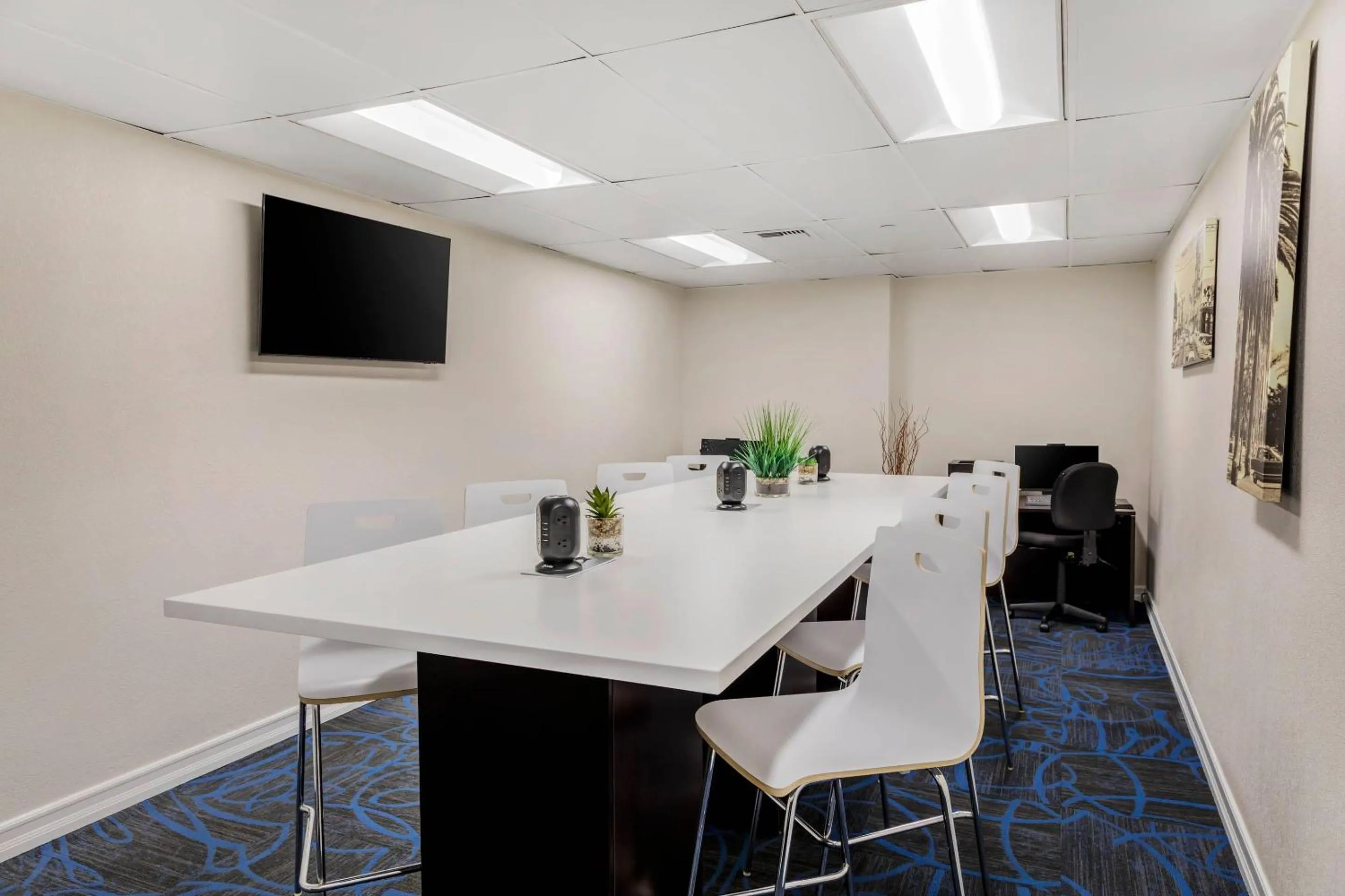 Business facilities in Clarion Hotel Anaheim Resort